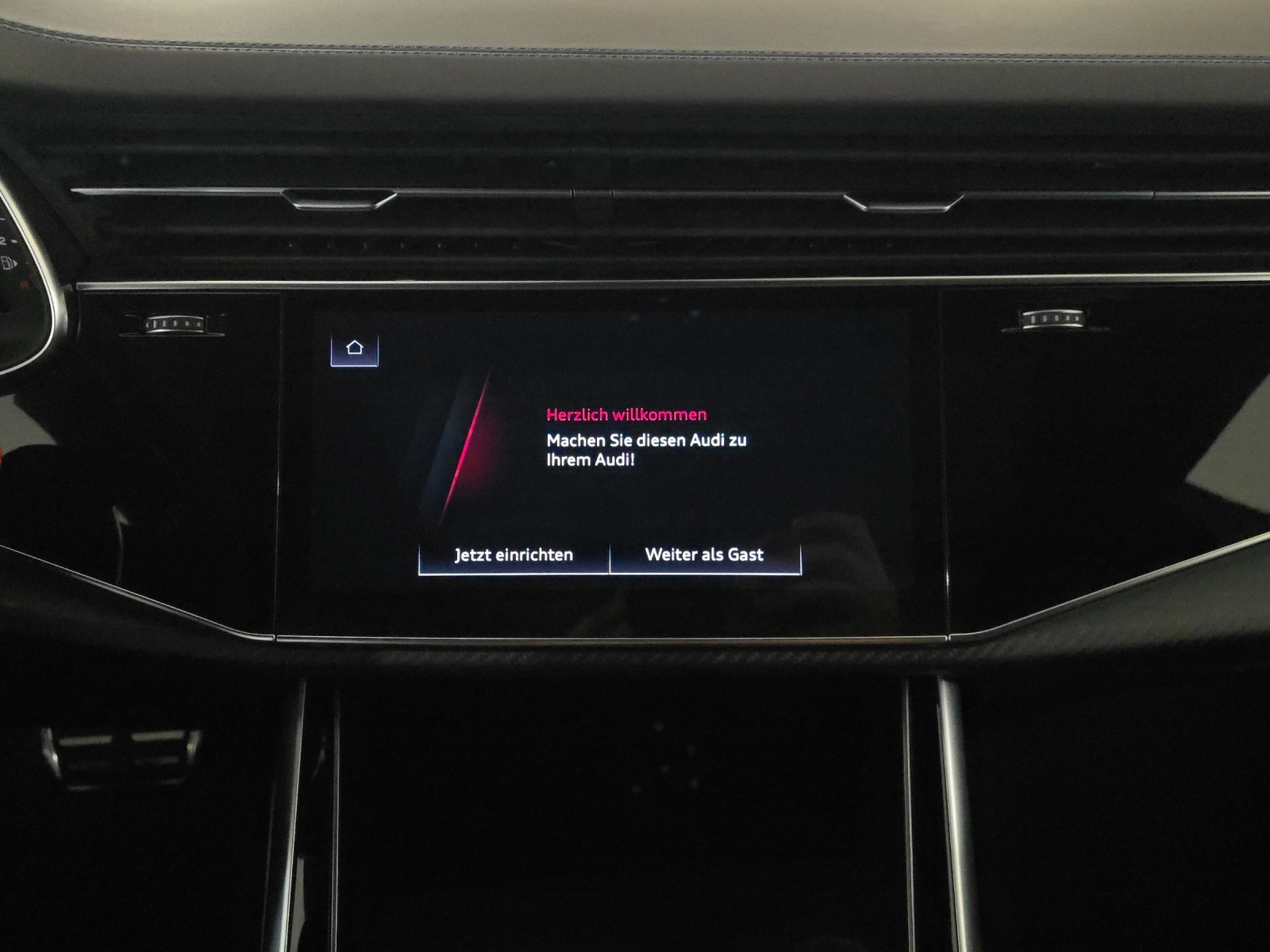 AUDI RSQ8 performance quattro-image-10