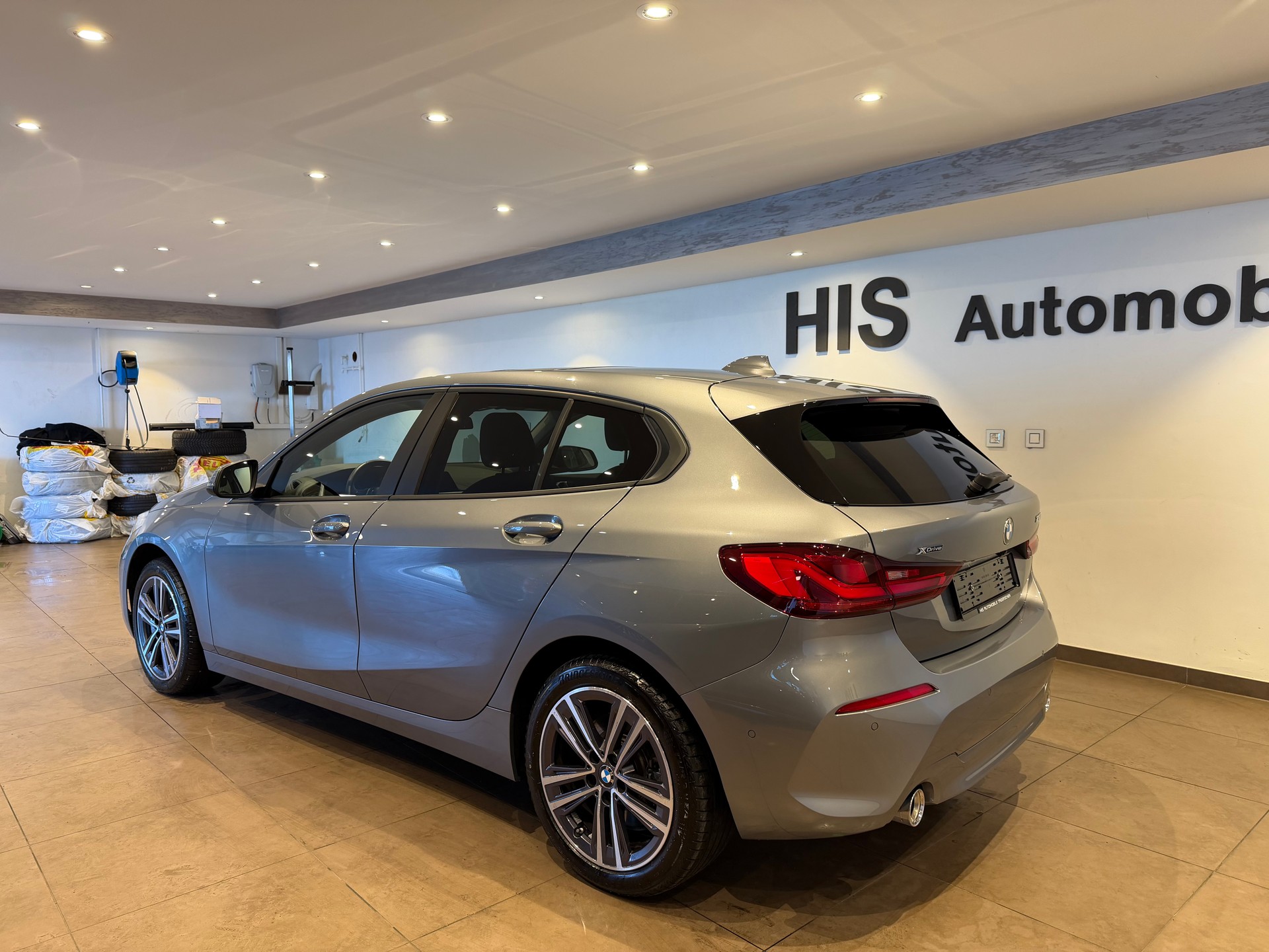 BMW 120d xDrive-image-3