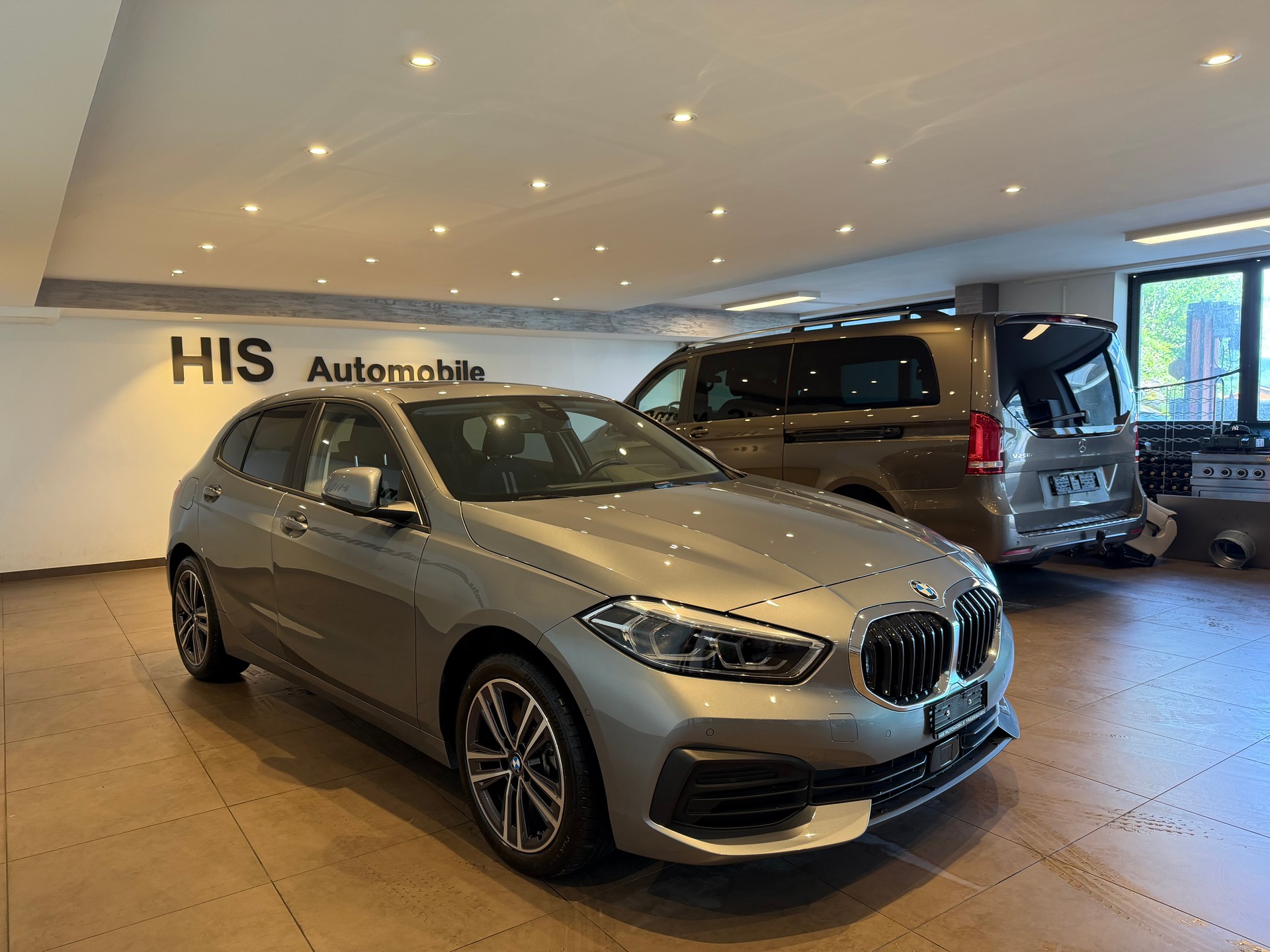 BMW 120d xDrive-image-4