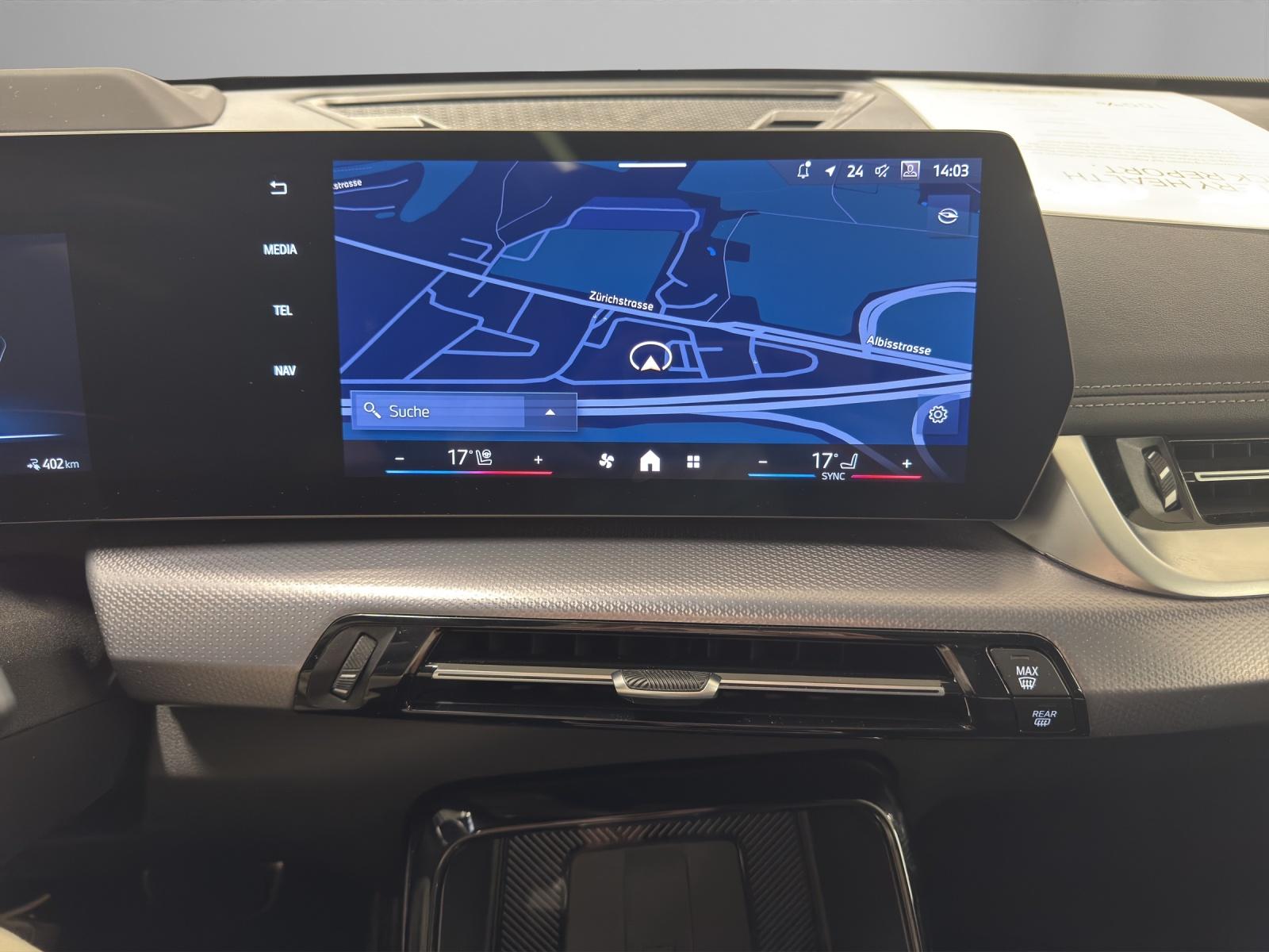 BMW iX1 30 xDrive-image-19