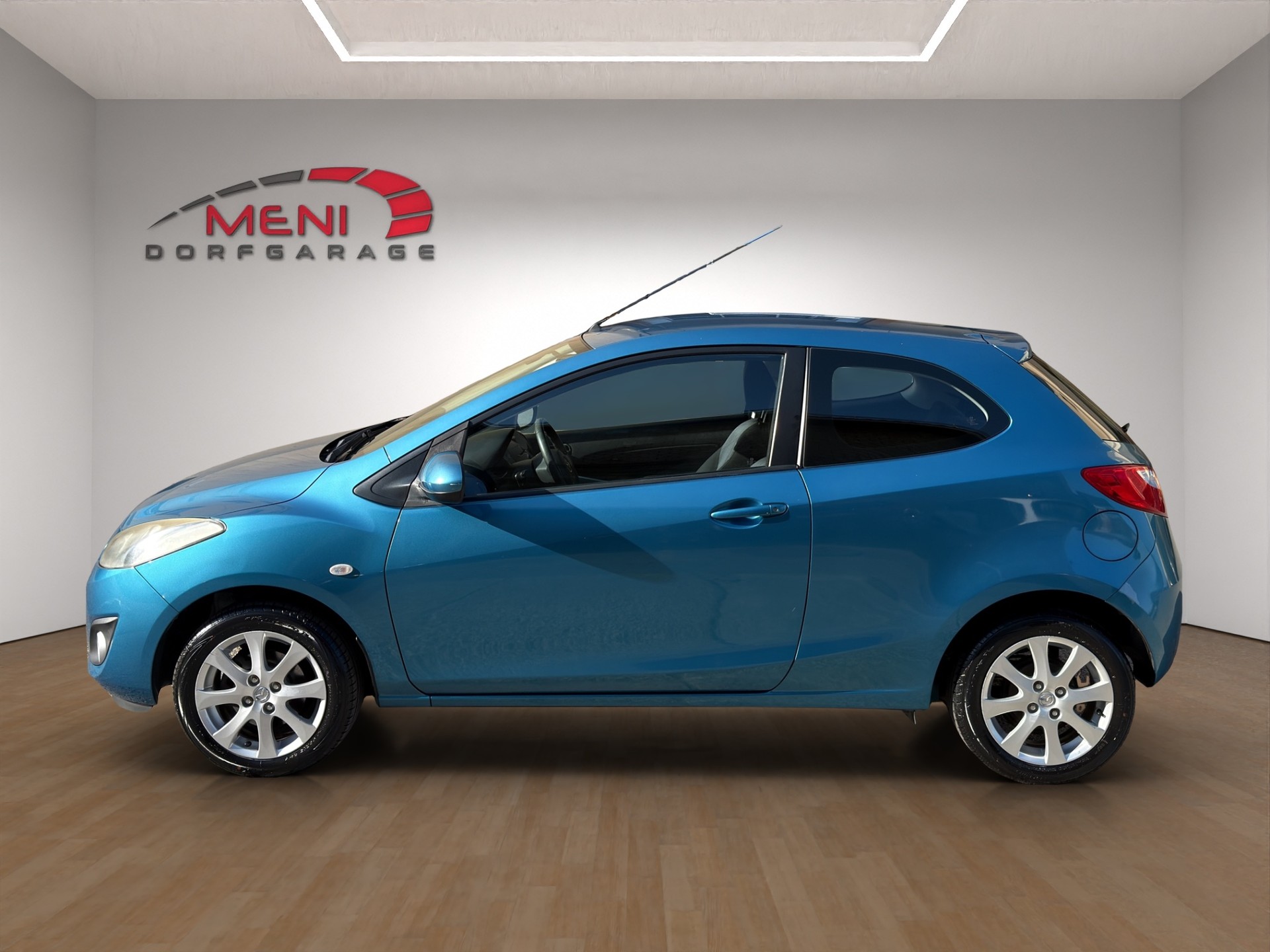 MAZDA 2 1.3i 16V Exclusive-image-3