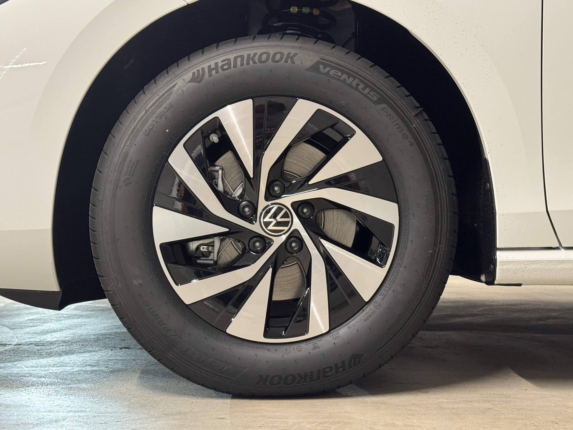VW Passat Variant 2.0 TDI evo Business DSG-image-17