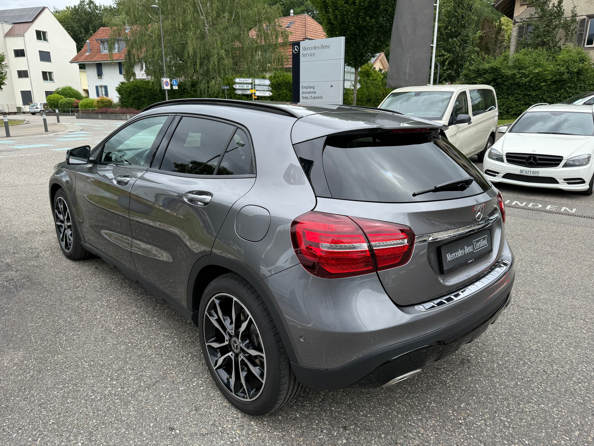 MERCEDES-BENZ GLA 200 Urban "Night Star"-image-6