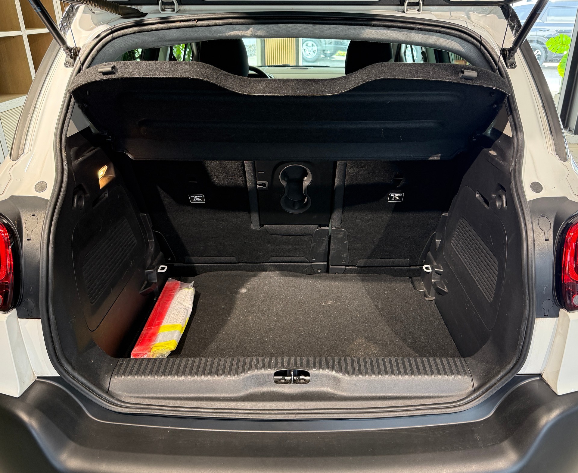 CITROEN C3 Aircross 1.2i PureTech Shine-image-16