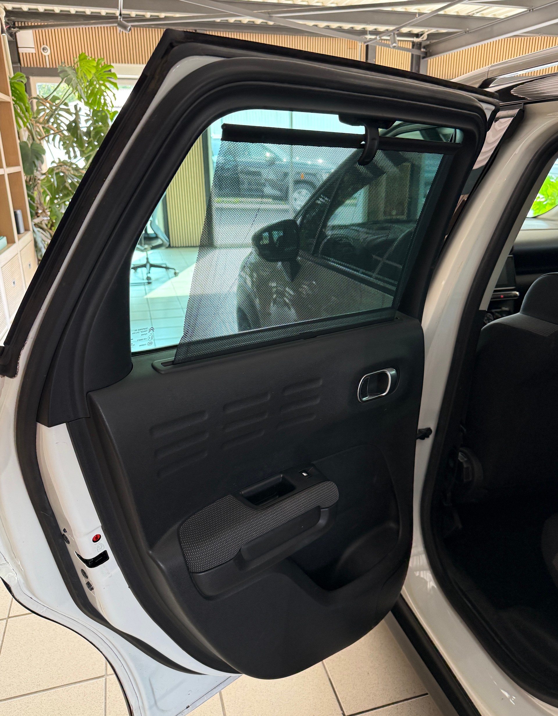CITROEN C3 Aircross 1.2i PureTech Shine-image-14