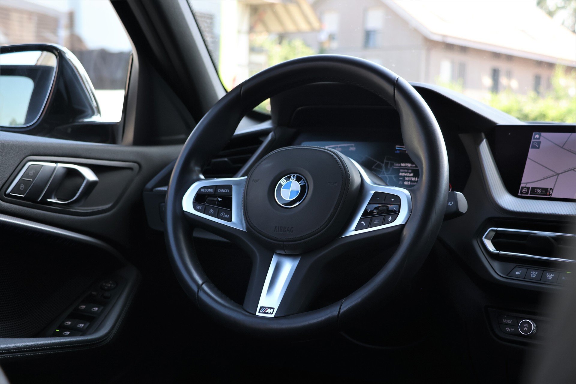 BMW 120d xDrive Steptronic M Sport (CH)-image-13