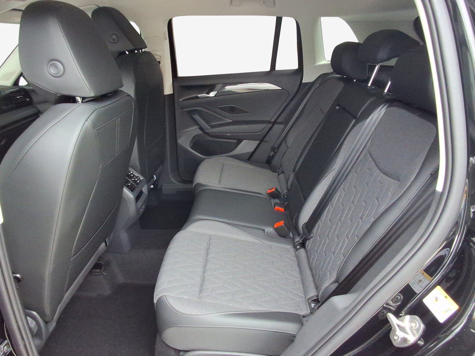 VW Tiguan 2.0 TSI DSG United 4Motion-image-11