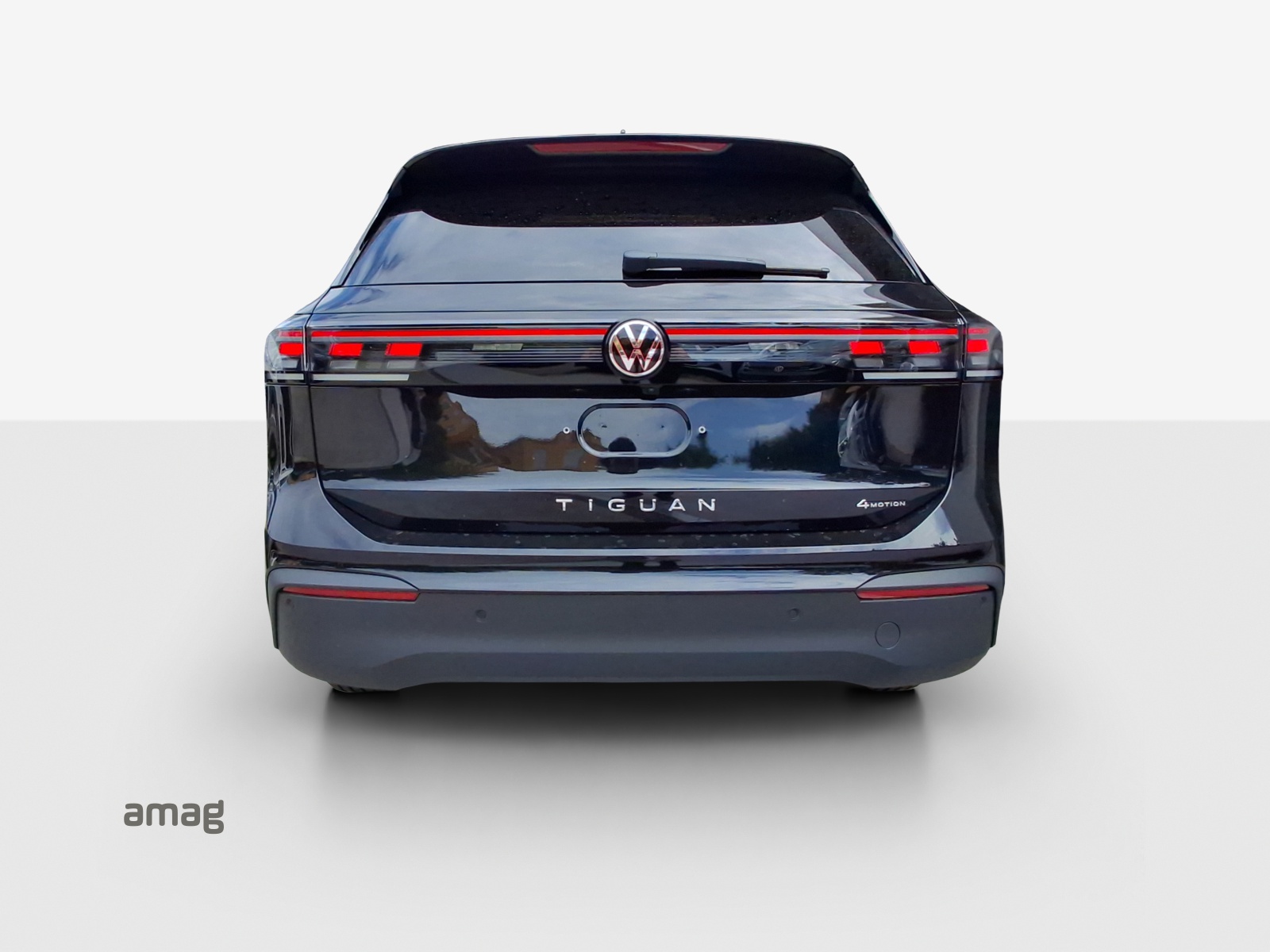 VW Tiguan 2.0 TSI DSG United 4Motion-showroom-element-3