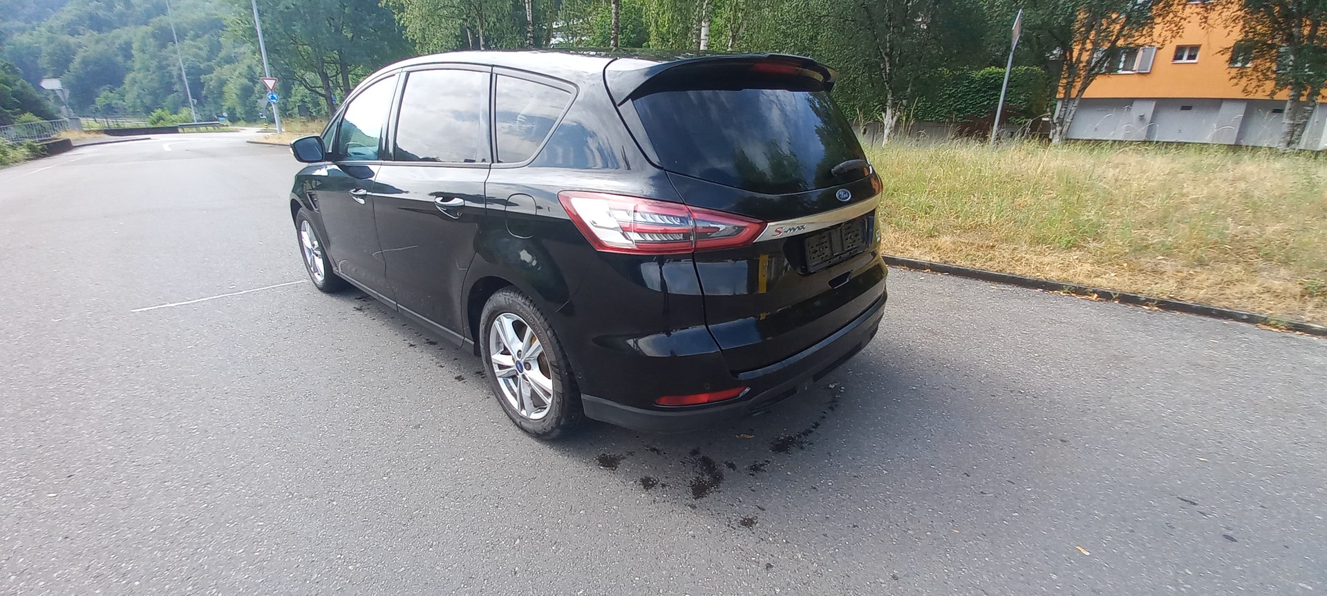 FORD S-Max 2.0 TDCi Titanium AWD-image-3