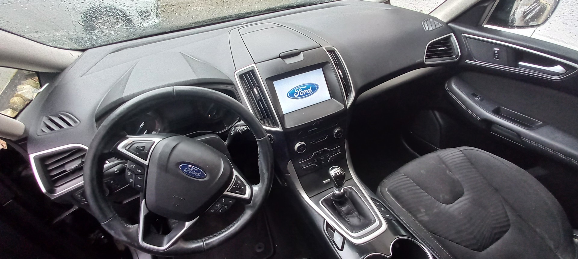 FORD S-Max 2.0 TDCi Titanium AWD-image-11