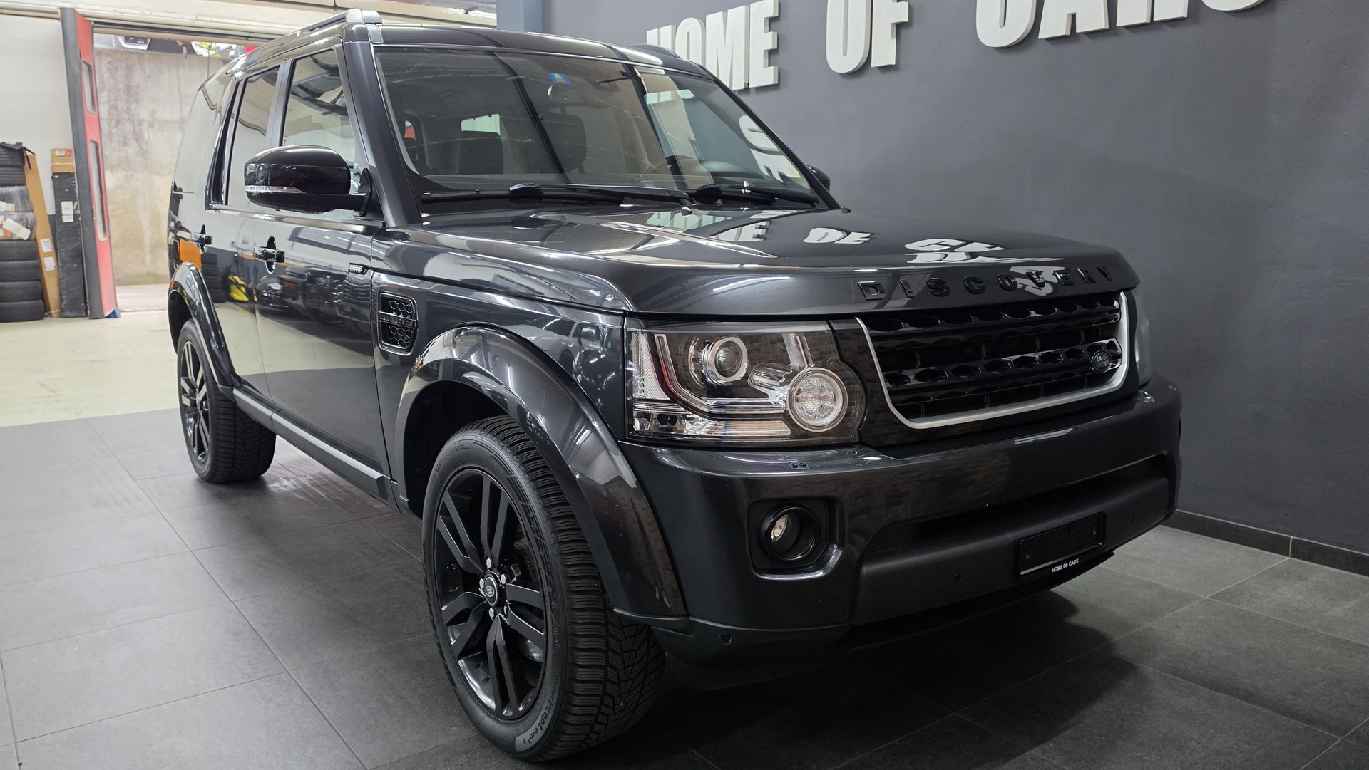 LAND ROVER Discovery 3.0 SDV6 HSE Automatic-image-14