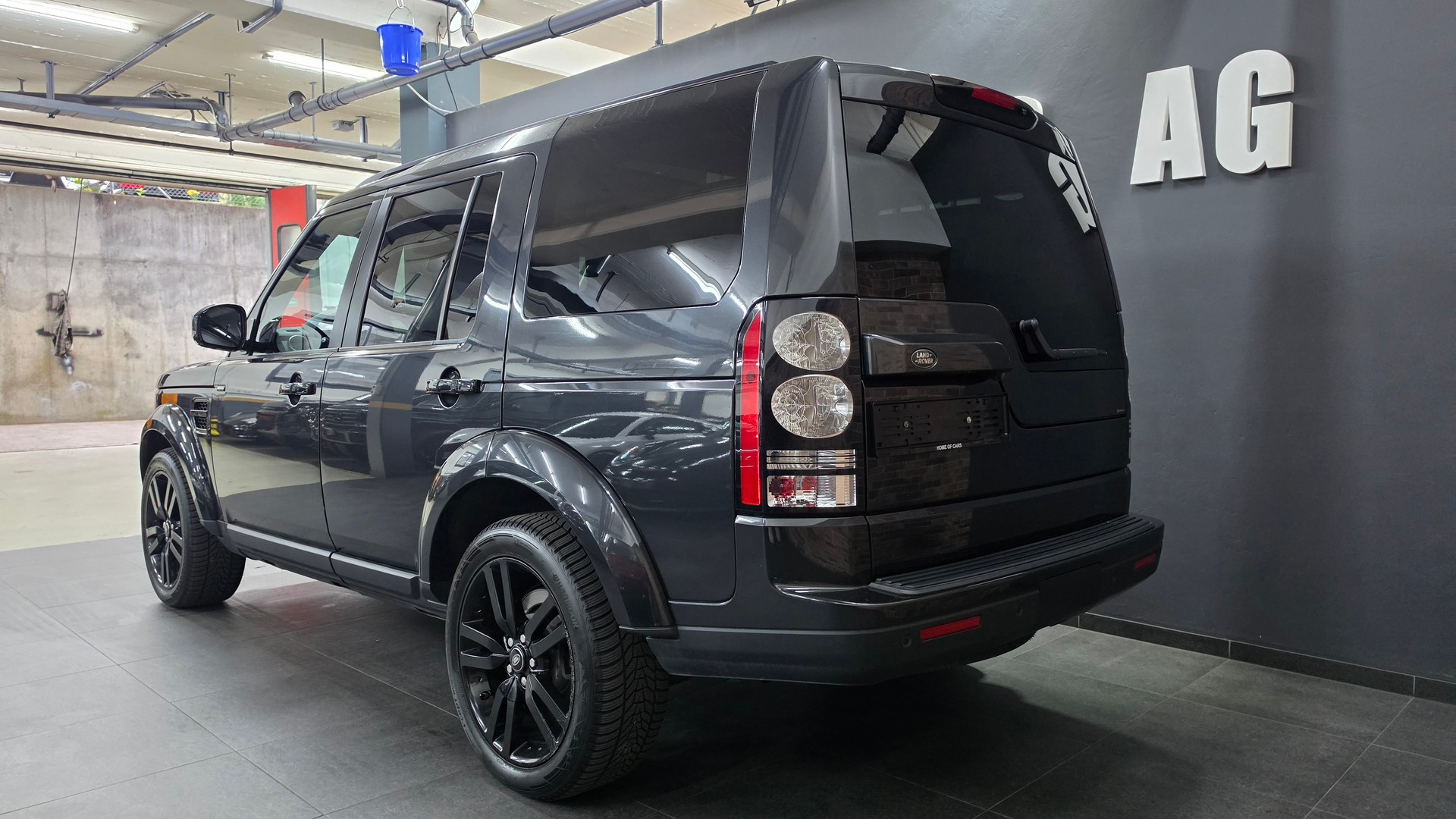 LAND ROVER Discovery 3.0 SDV6 HSE Automatic-image-5