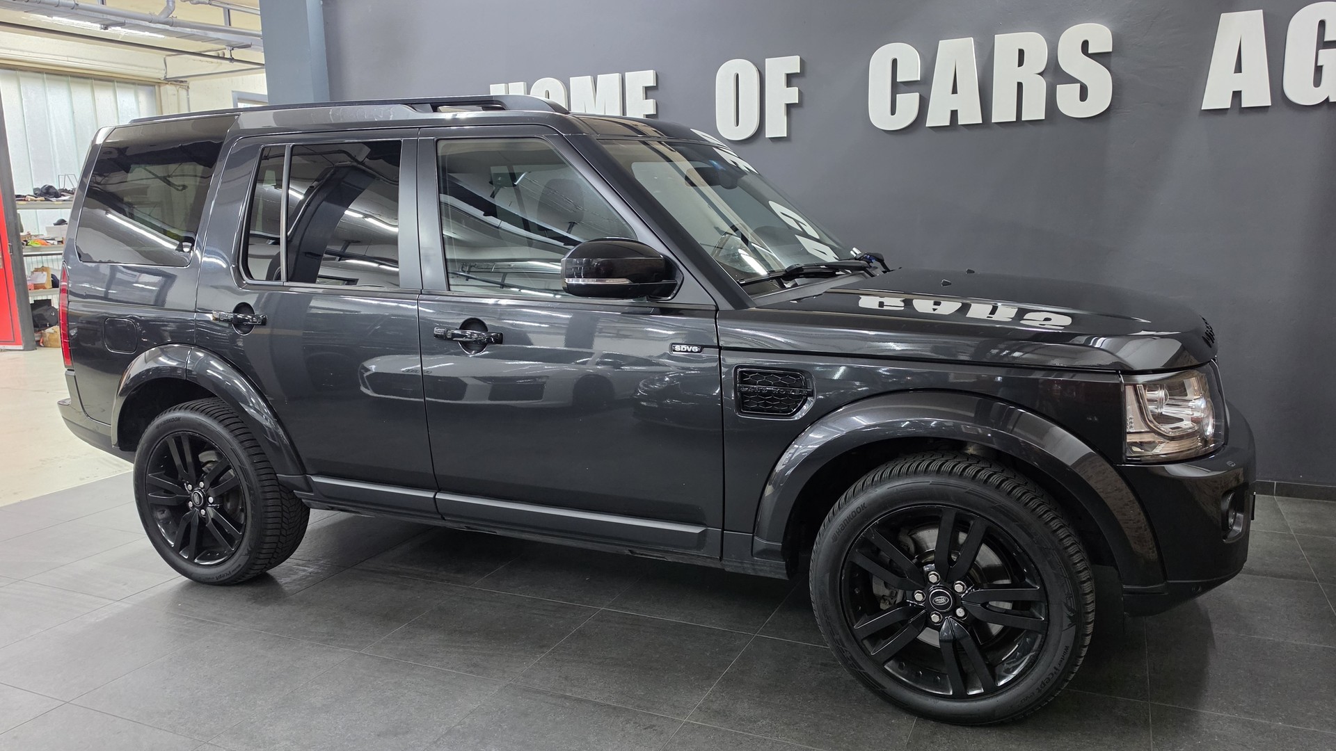 LAND ROVER Discovery 3.0 SDV6 HSE Automatic-image-11