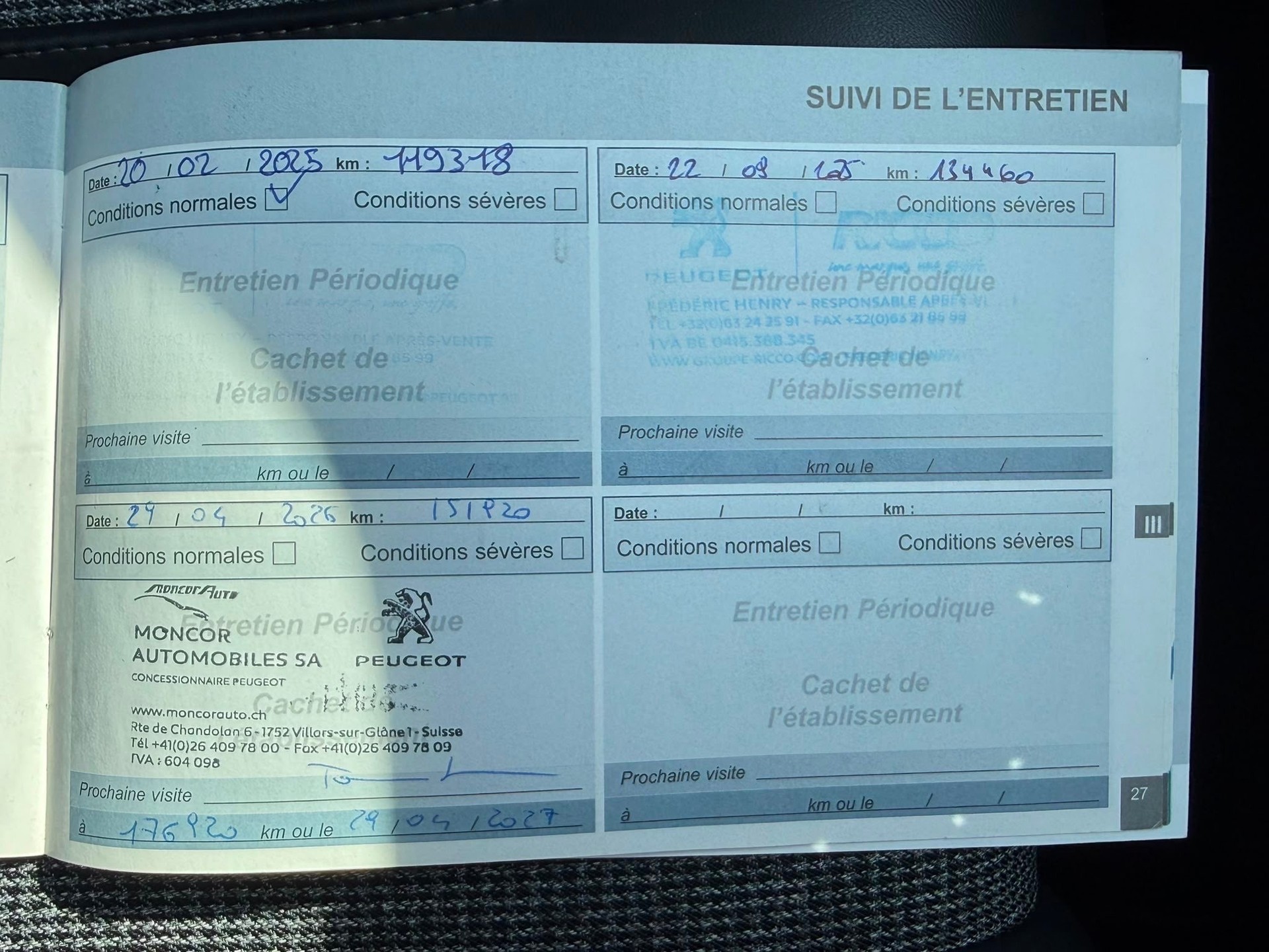 PEUGEOT 3008 1.6 BlueHDi Active EAT-image-14