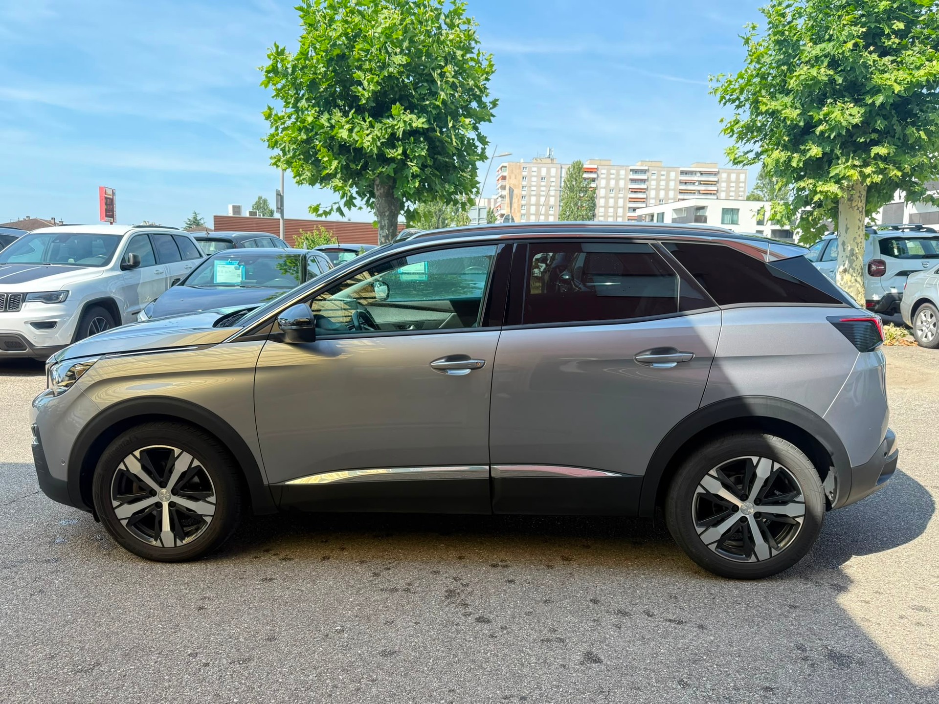 PEUGEOT 3008 1.6 BlueHDi Active EAT-image-2