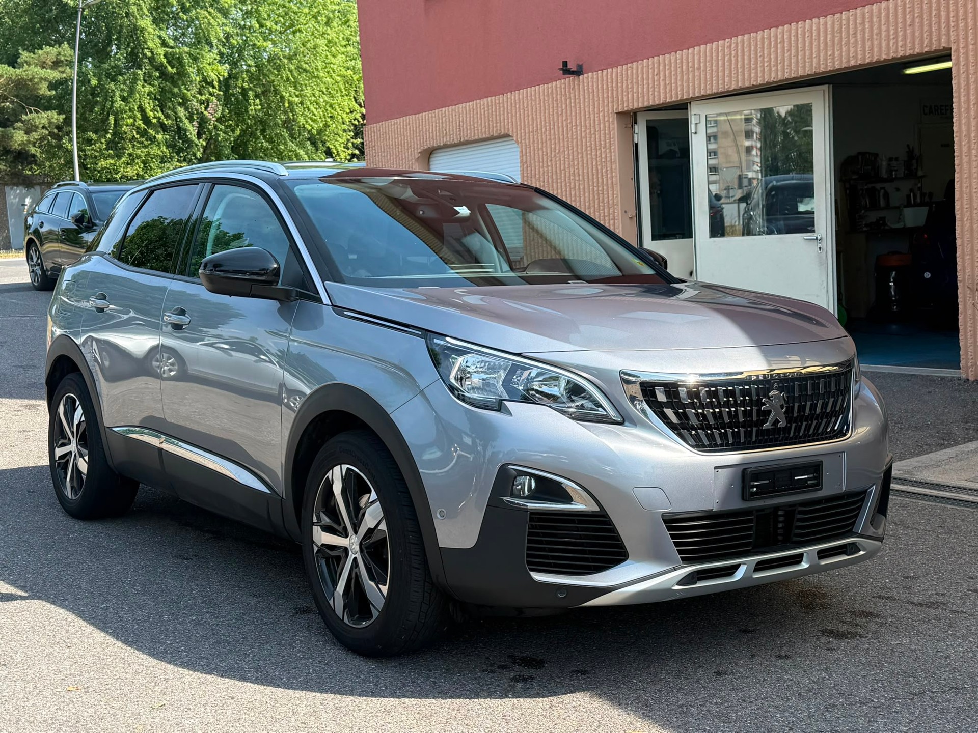 PEUGEOT 3008 1.6 BlueHDi Active EAT-image-5