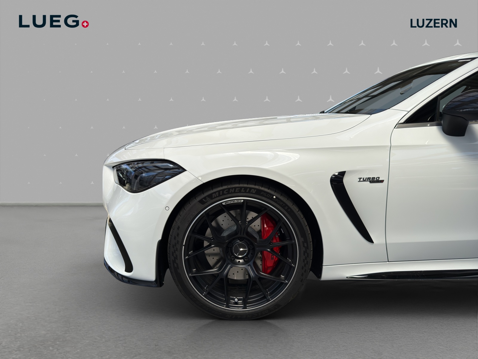 MERCEDES-BENZ CLE AMG 53 Cabrio 4Matic+ 9G-Tronic-image-6