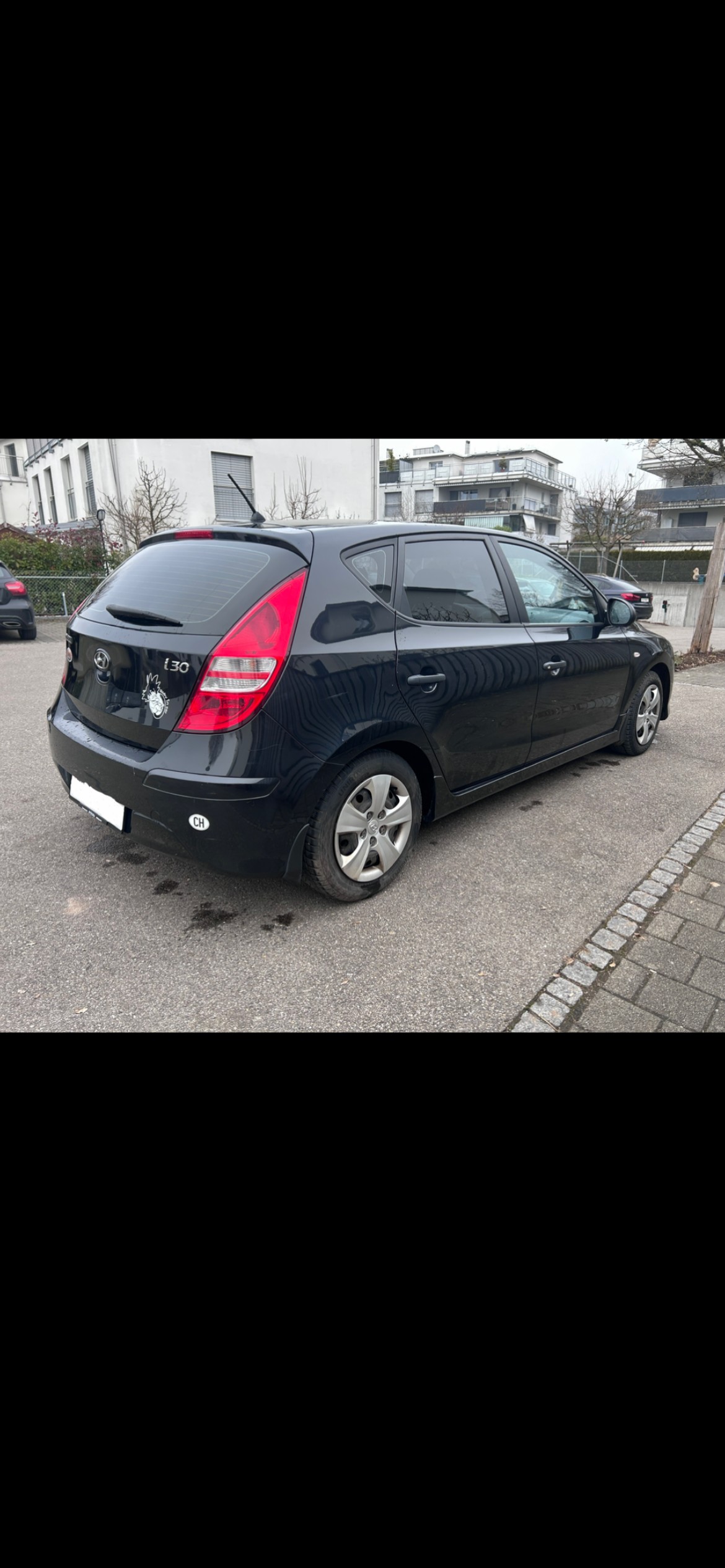 HYUNDAI i30-image-2