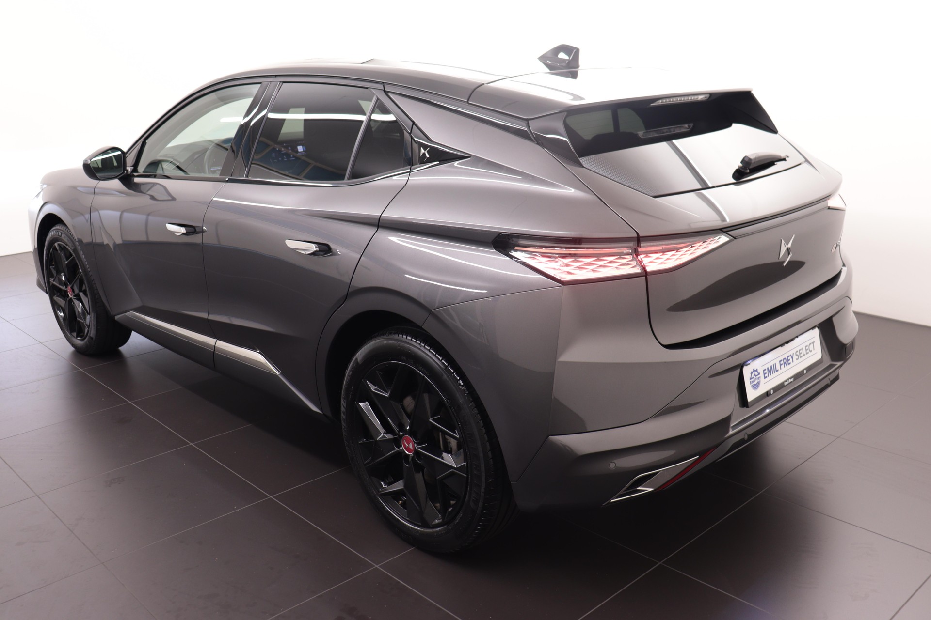 DS AUTOMOBILES 4 1.6 PureTech 225 Performance Line+-image-6