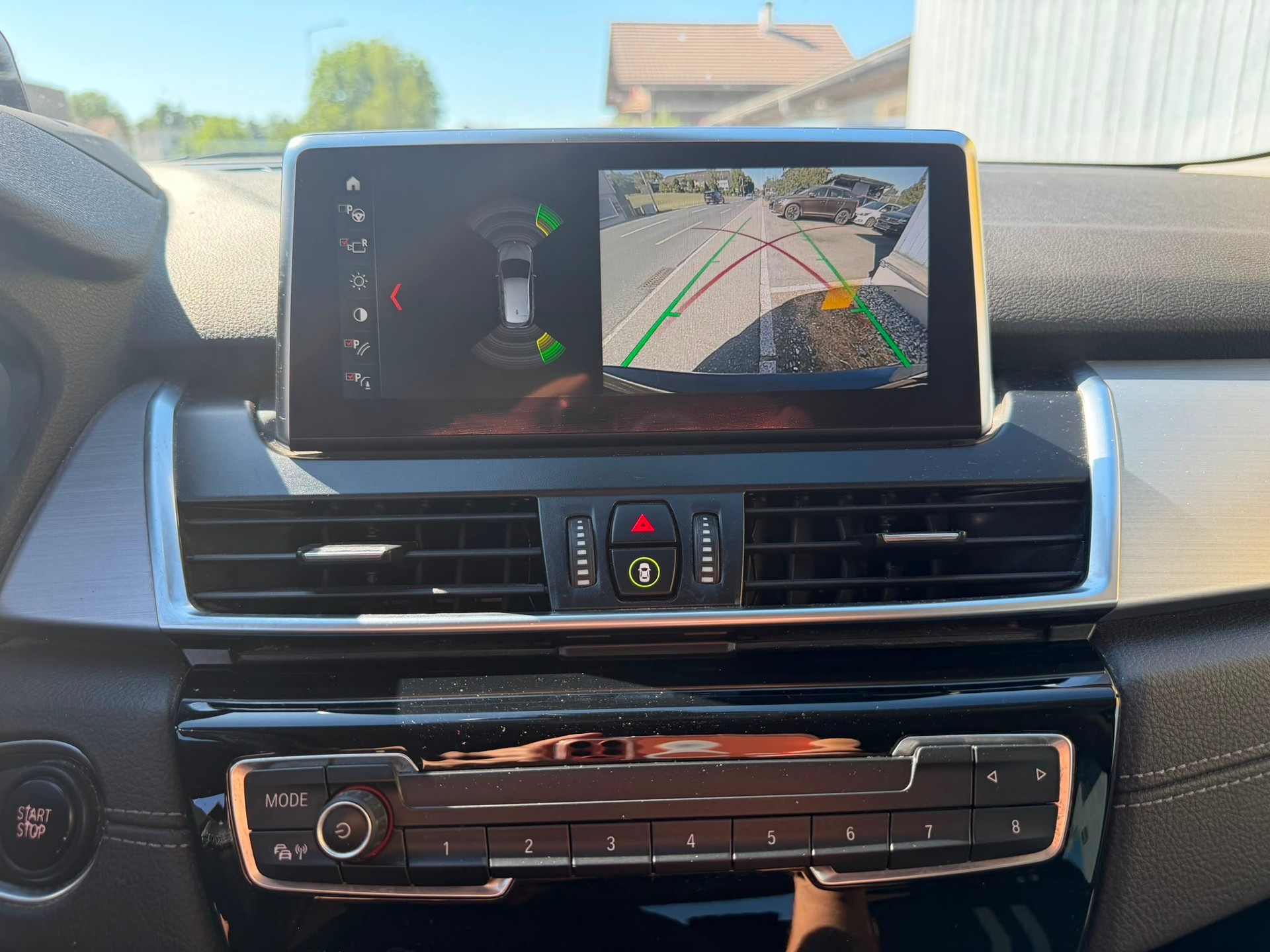 BMW 225xe iPerformance Active Tourer Steptronic Sport Line-image-15