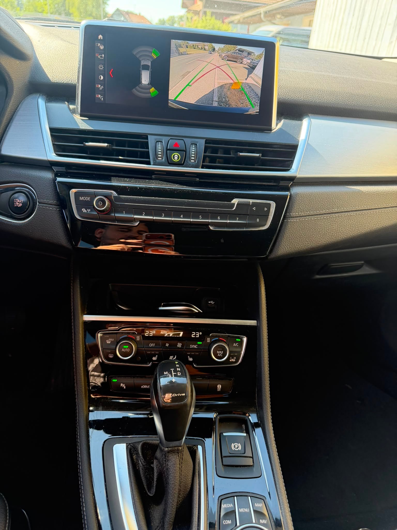BMW 225xe iPerformance Active Tourer Steptronic Sport Line-image-16