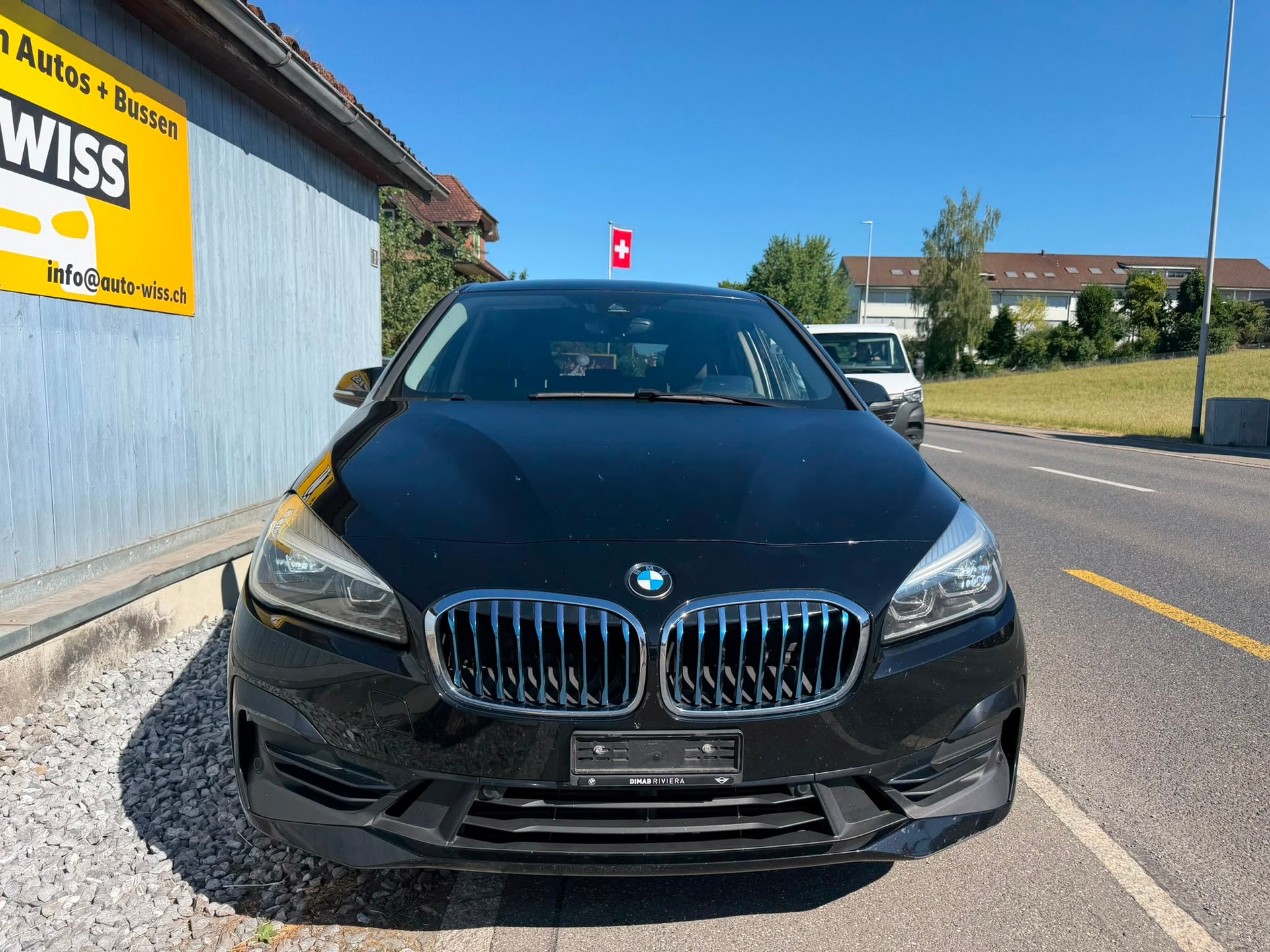 BMW 225xe iPerformance Active Tourer Steptronic Sport Line-image-1