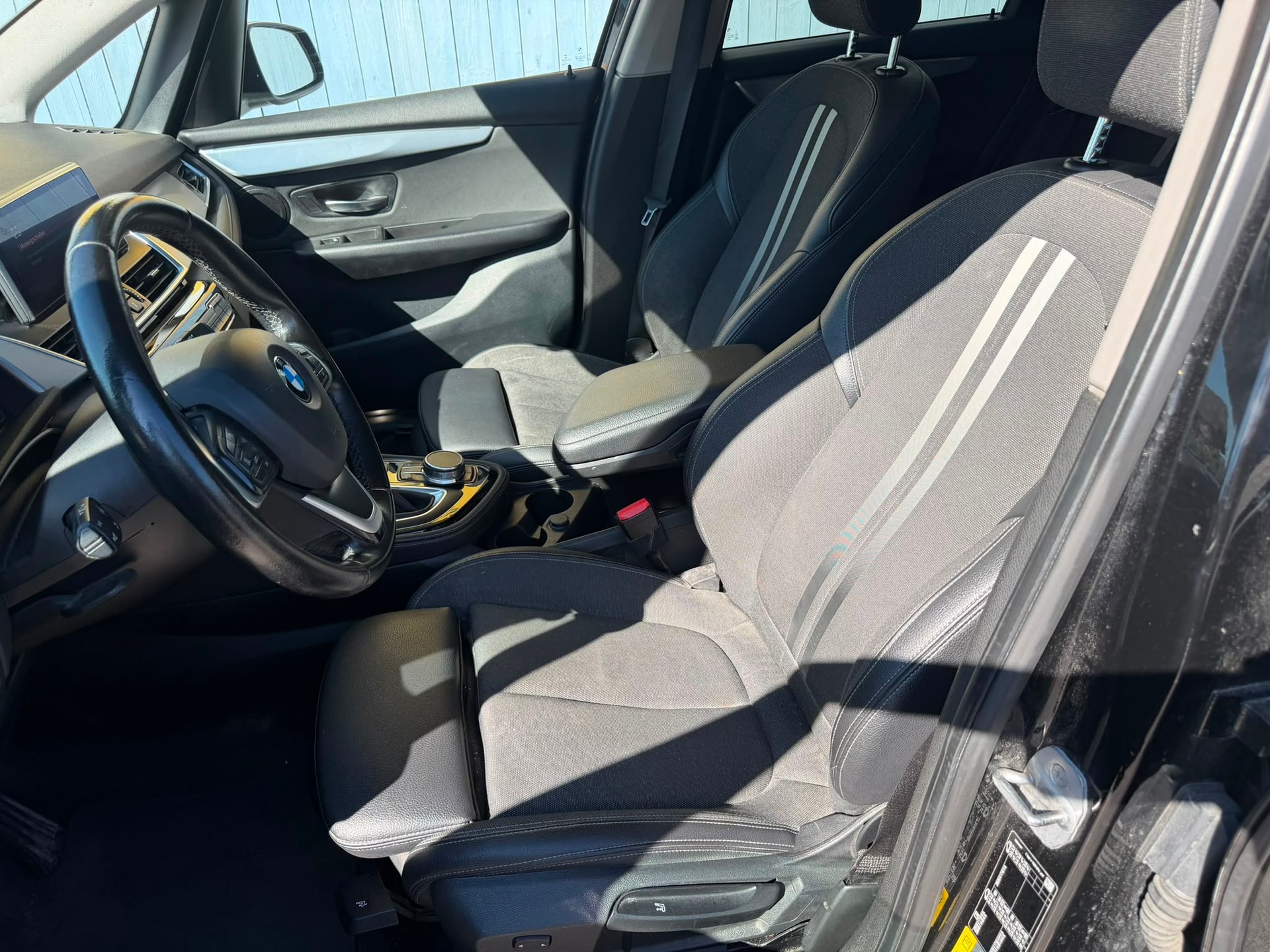 BMW 225xe iPerformance Active Tourer Steptronic Sport Line-image-9