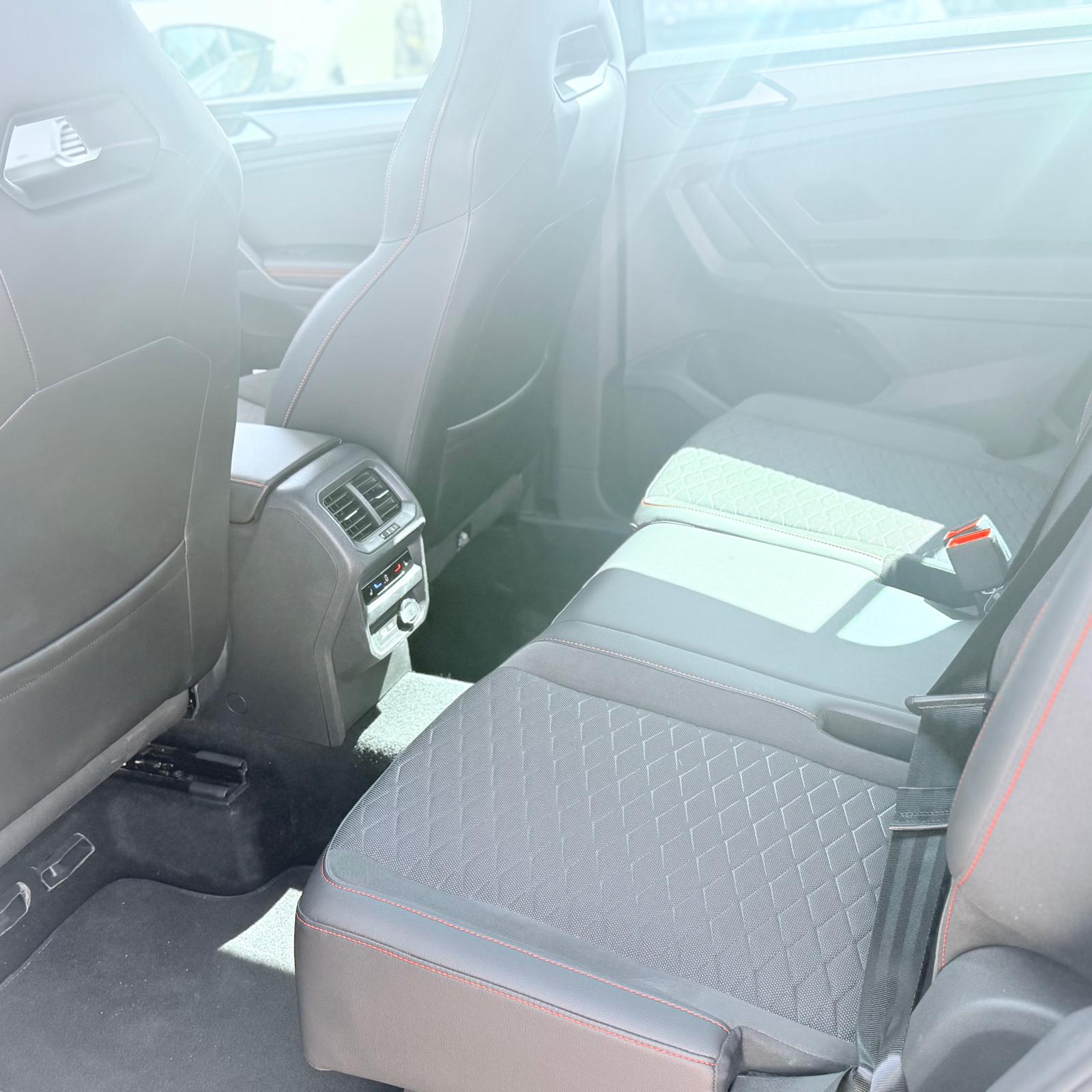SEAT TARRACO-image-8