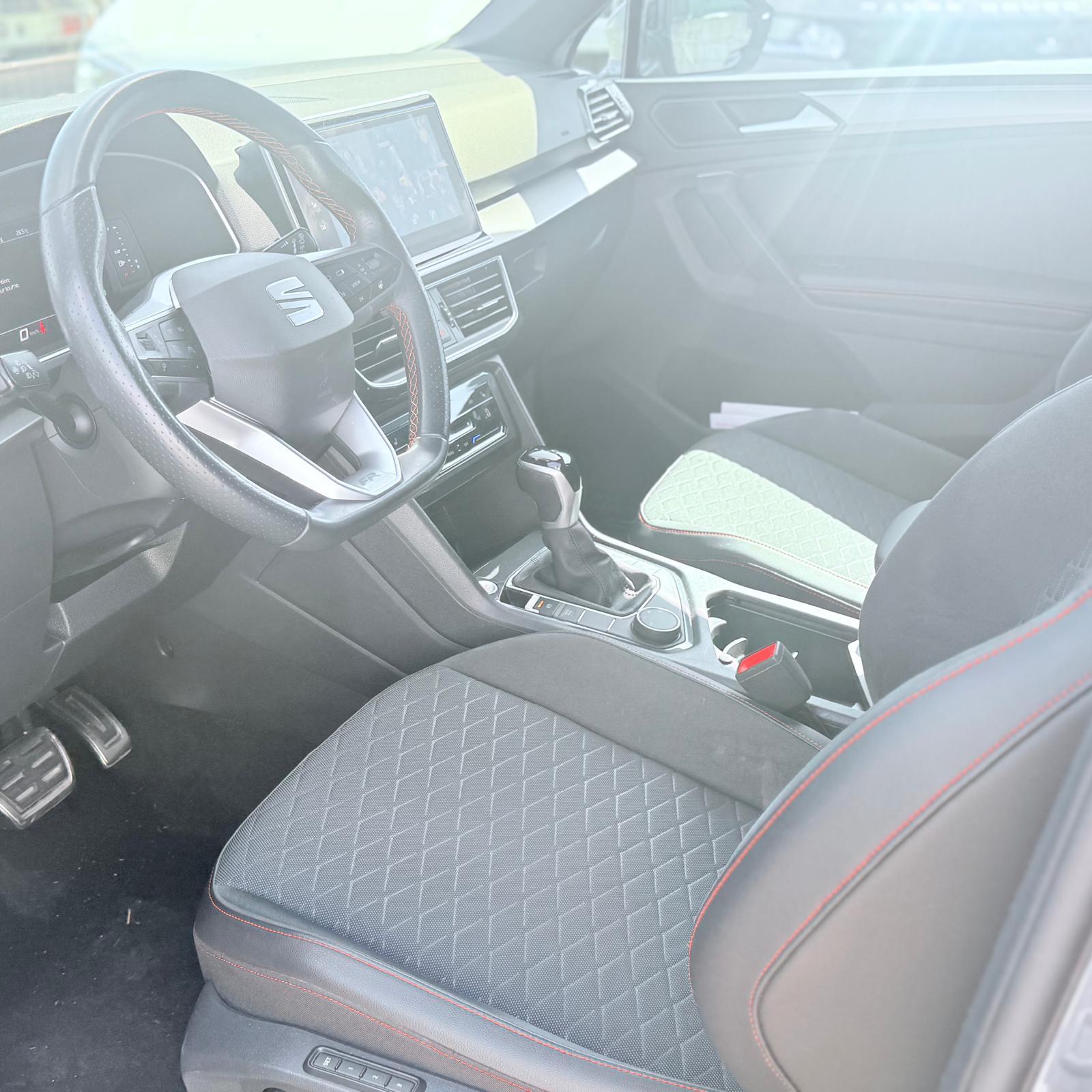 SEAT TARRACO-image-10