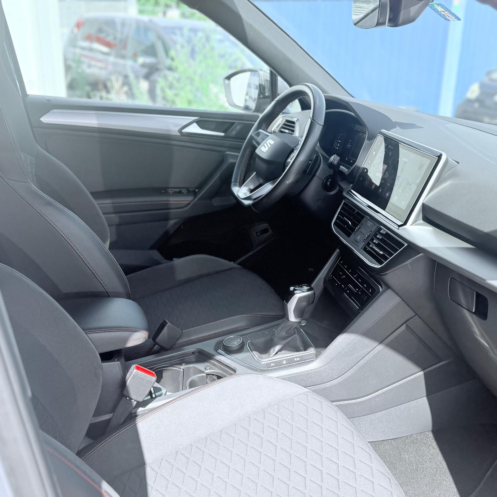 SEAT TARRACO-image-6