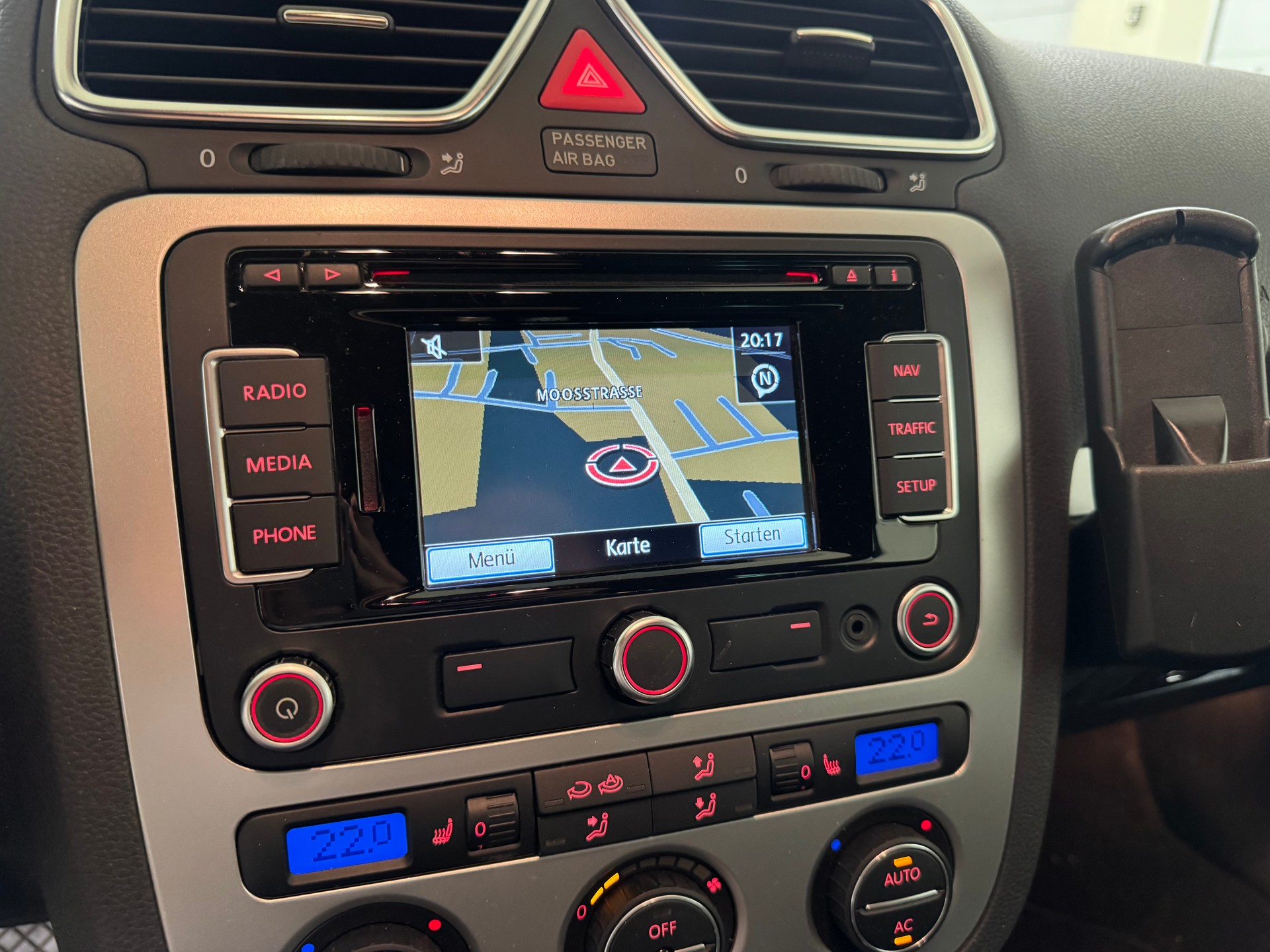 VW Scirocco 2.0 TSI DSG-image-15