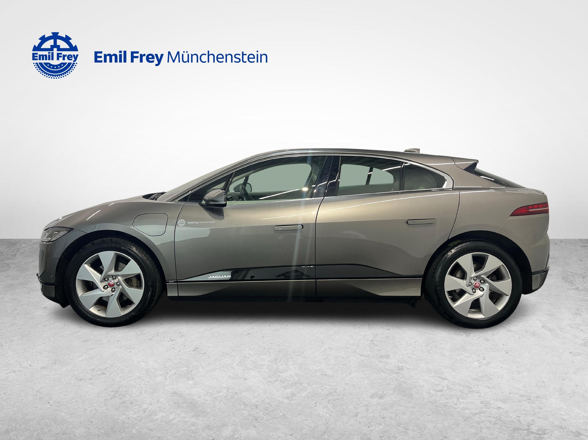 JAGUAR I-Pace EV400 SE AWD-showroom-element-1