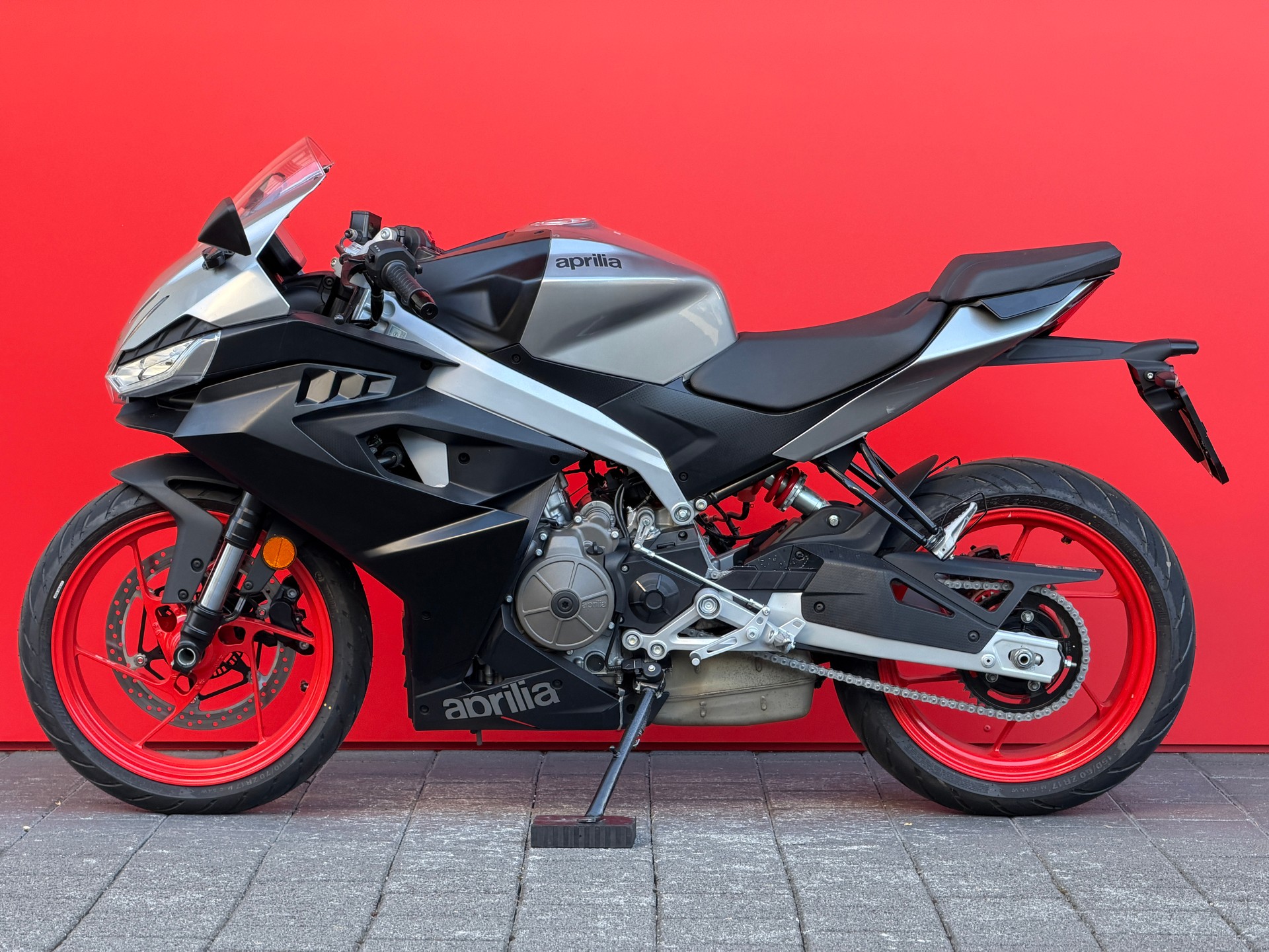 APRILIA RS 457 (35kW)-showroom-element-1