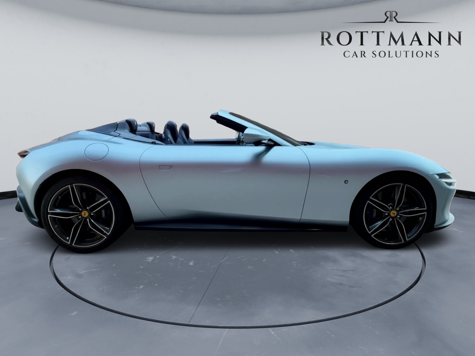FERRARI Roma Spider 3.9 V8 T Atelier Grigio Alloy-image-5