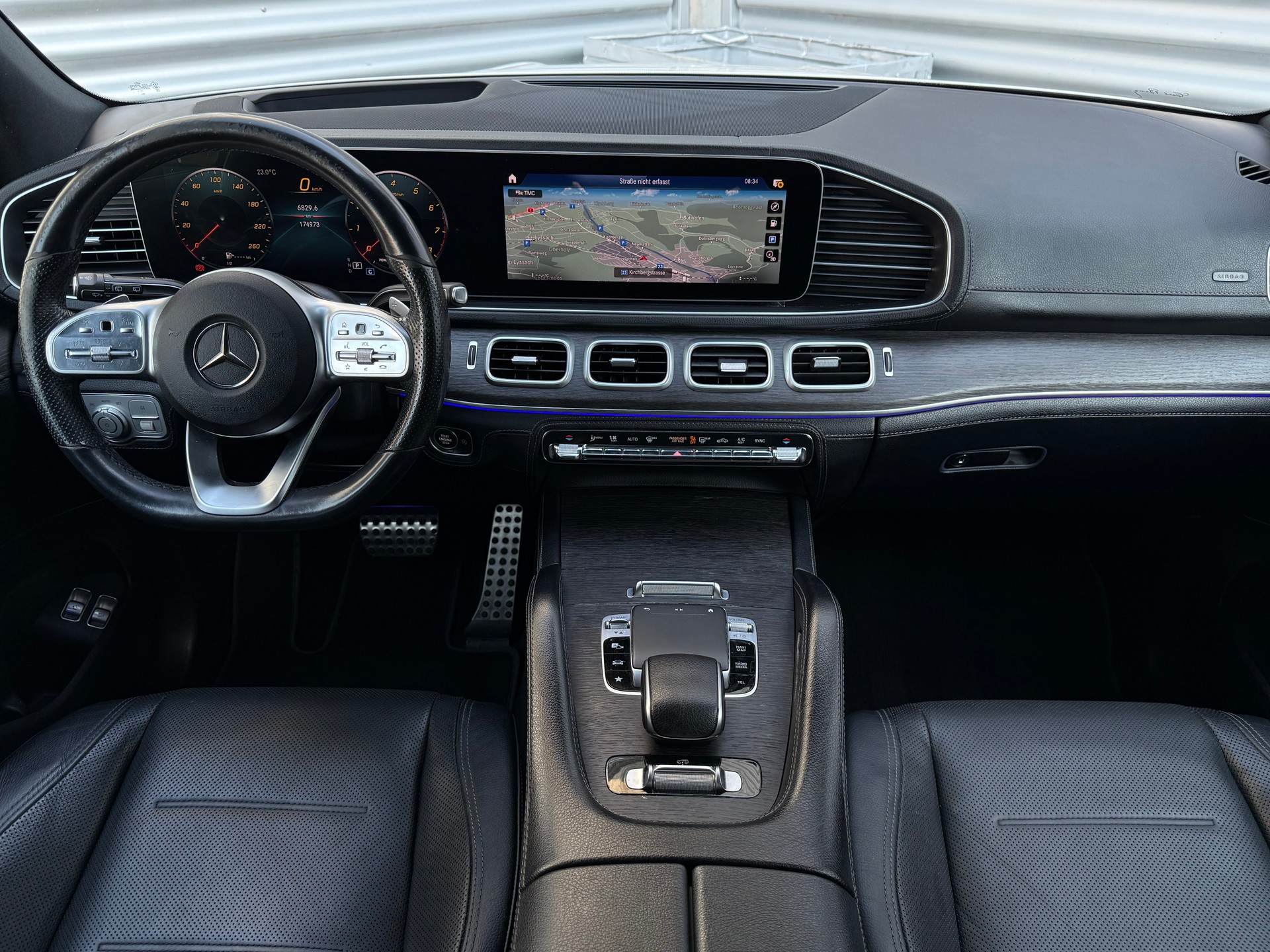 MERCEDES-BENZ GLE 450 4Matic AMG Line 9G-Tronic-image-11