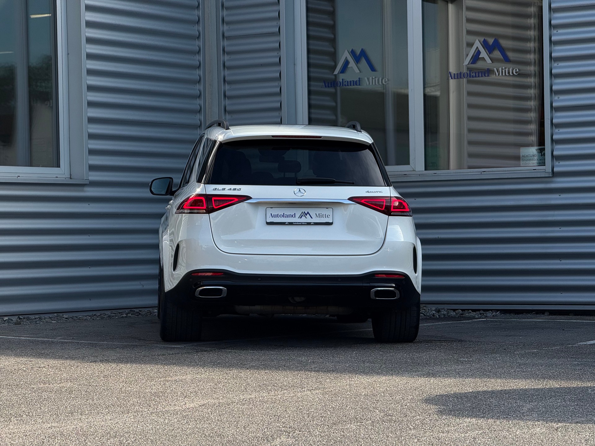 MERCEDES-BENZ GLE 450 4Matic AMG Line 9G-Tronic-image-4