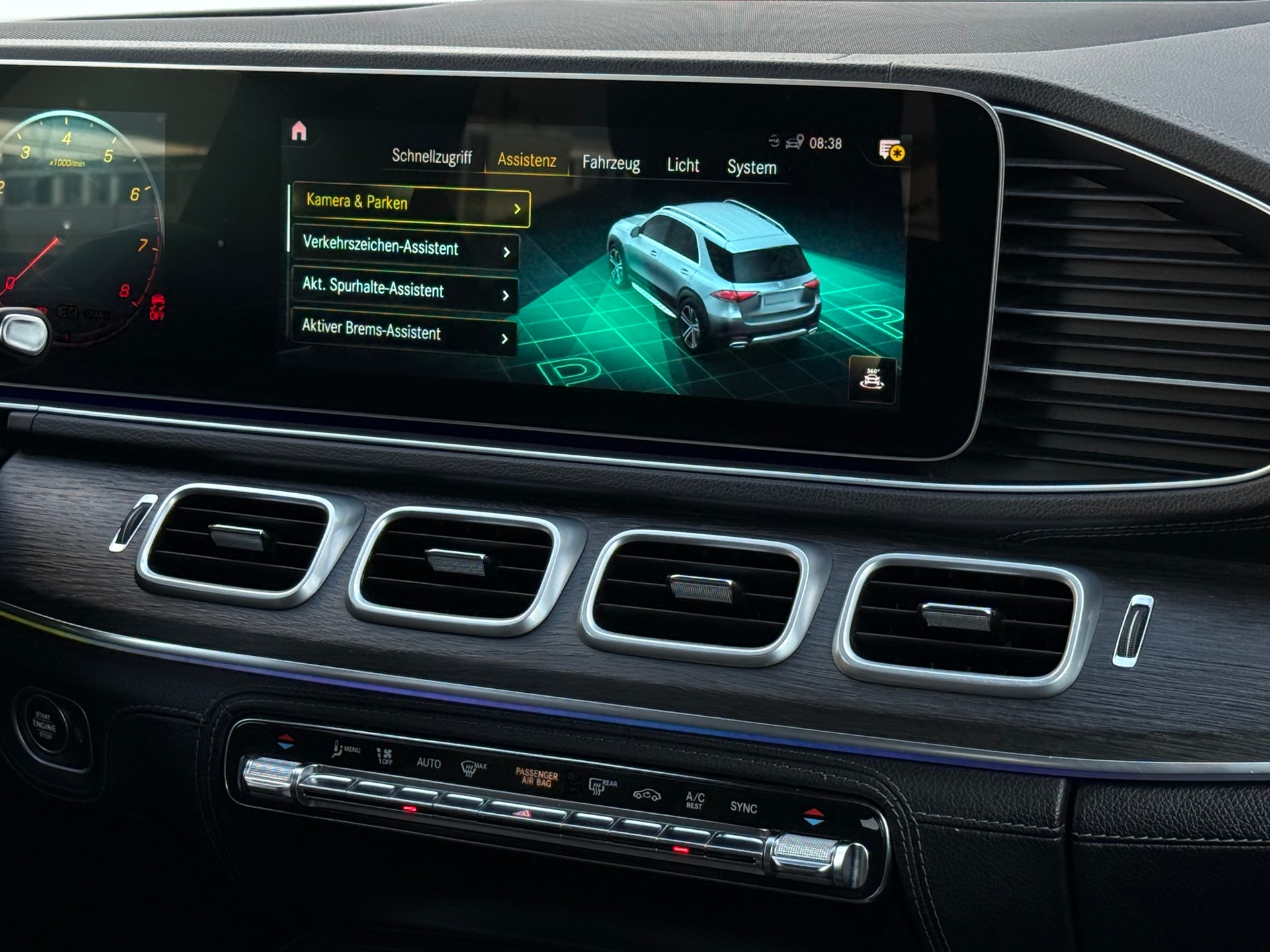 MERCEDES-BENZ GLE 450 4Matic AMG Line 9G-Tronic-image-17