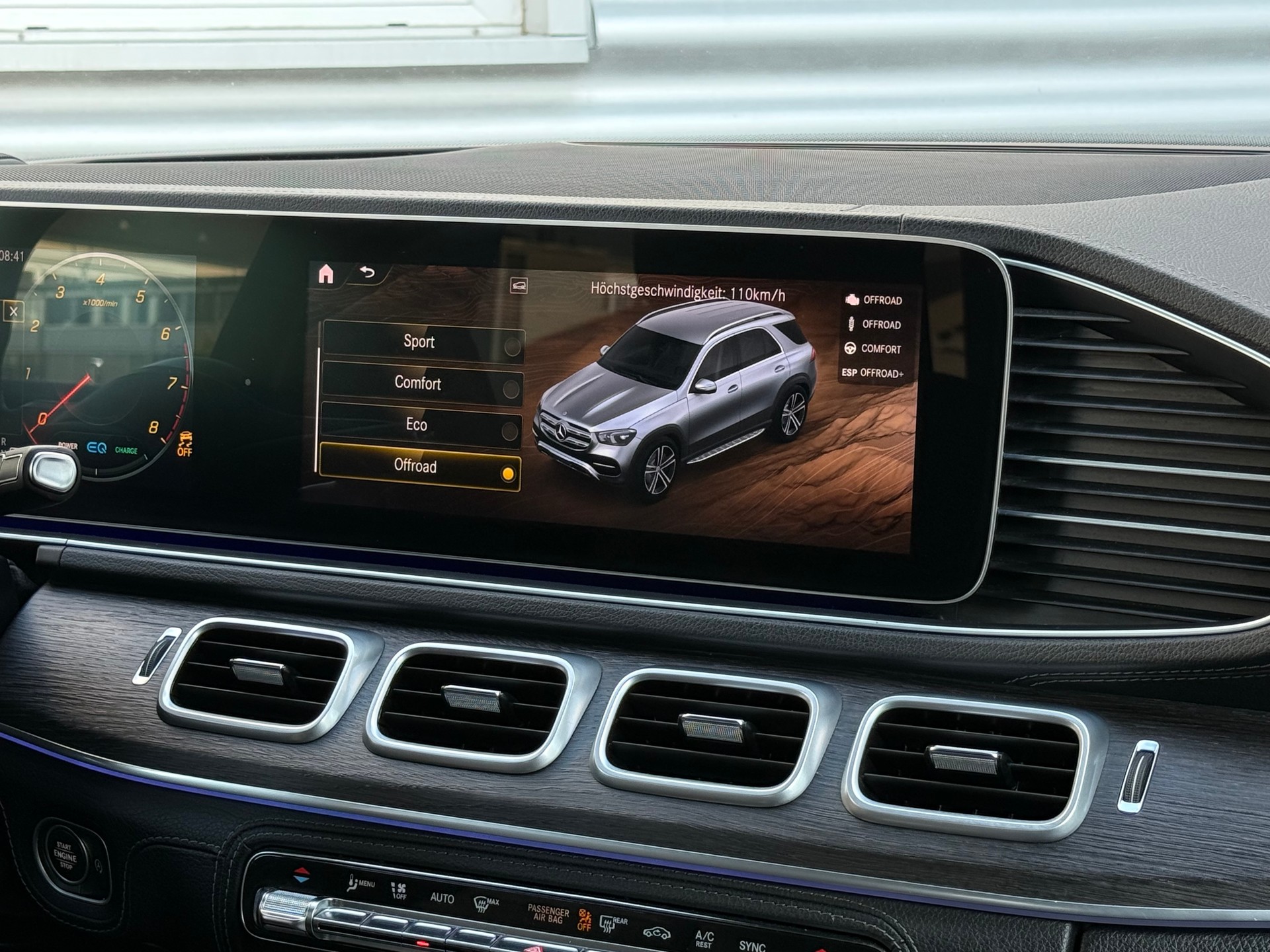 MERCEDES-BENZ GLE 450 4Matic AMG Line 9G-Tronic-image-21
