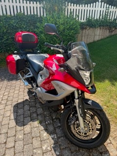 HONDA VFR 800 XA Crossrunner-image-1