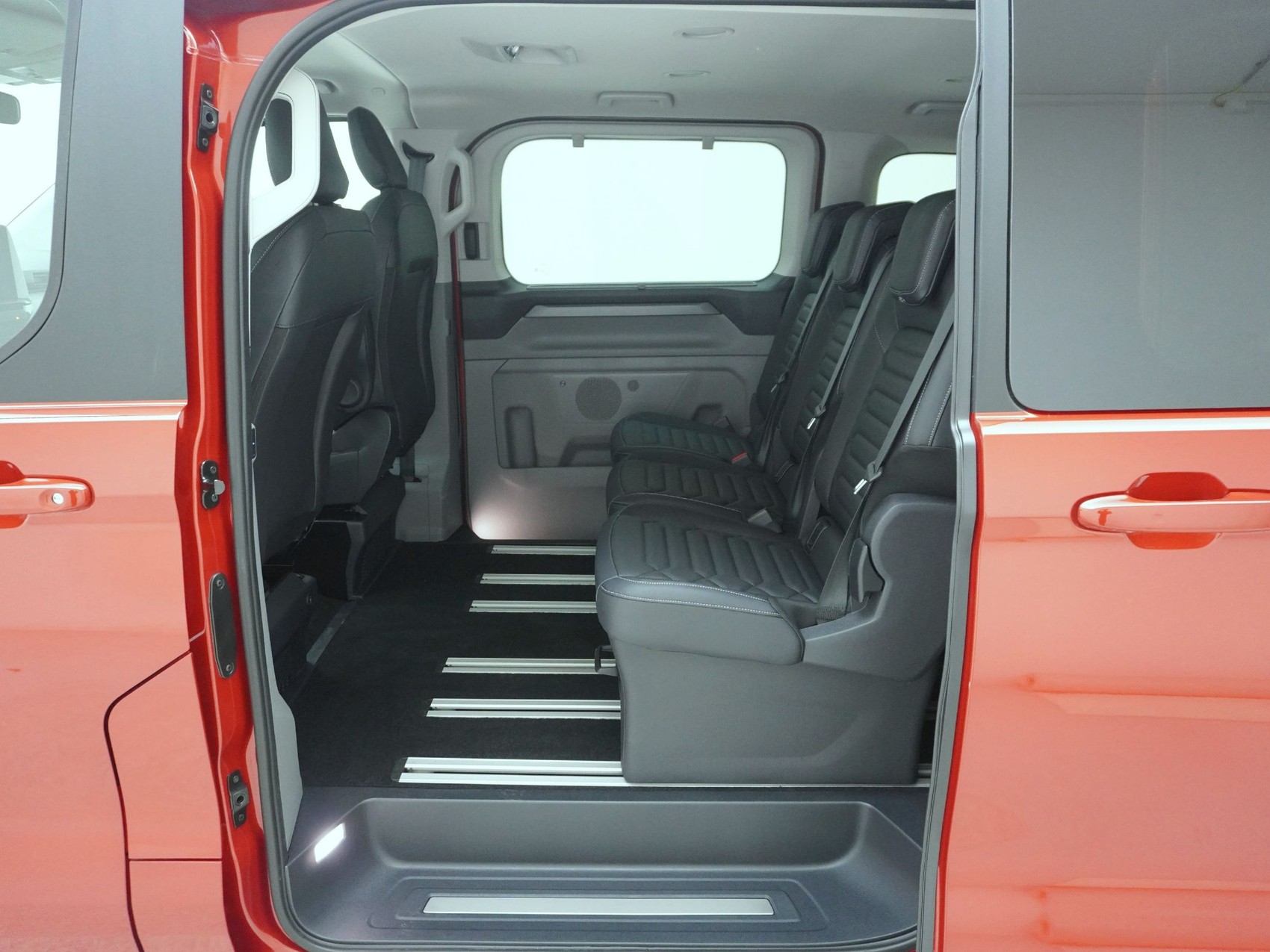 FORD Tourneo Custom 320 L1 2.0 TDCI 4x4 Titanium X-image-15
