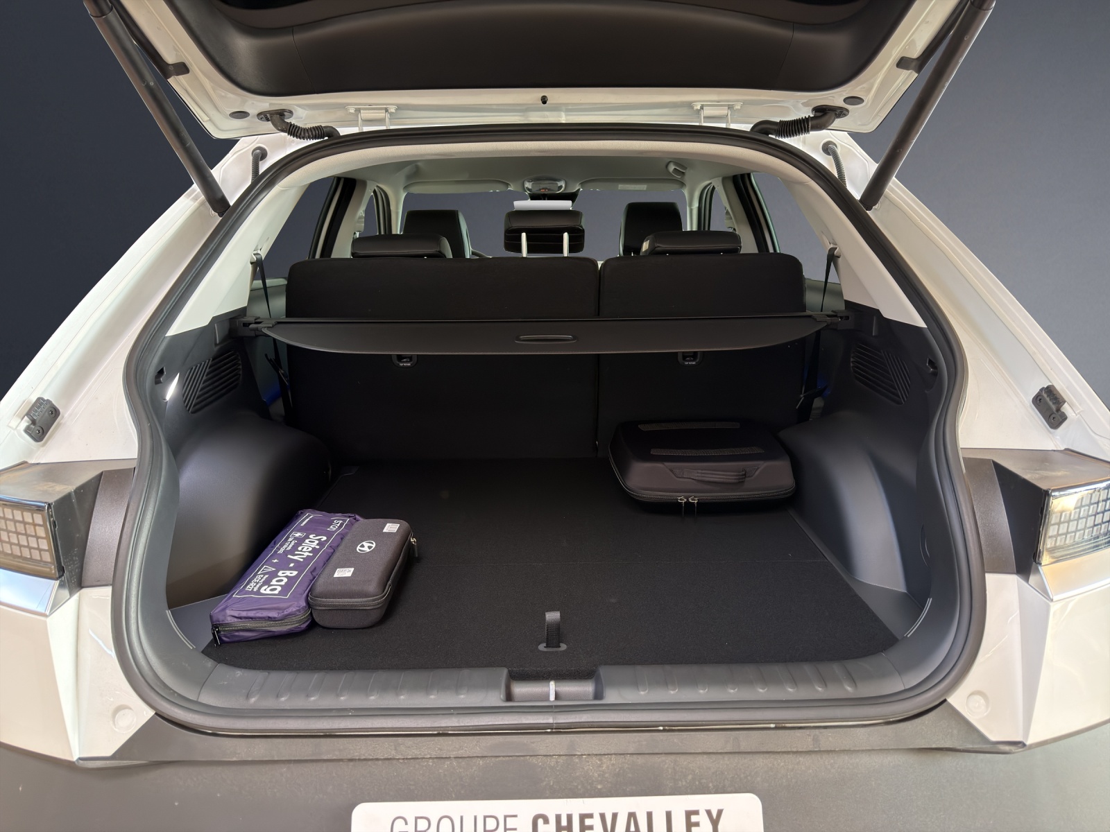 HYUNDAI Ioniq 5 Amplia 84kWh 4WD-image-16