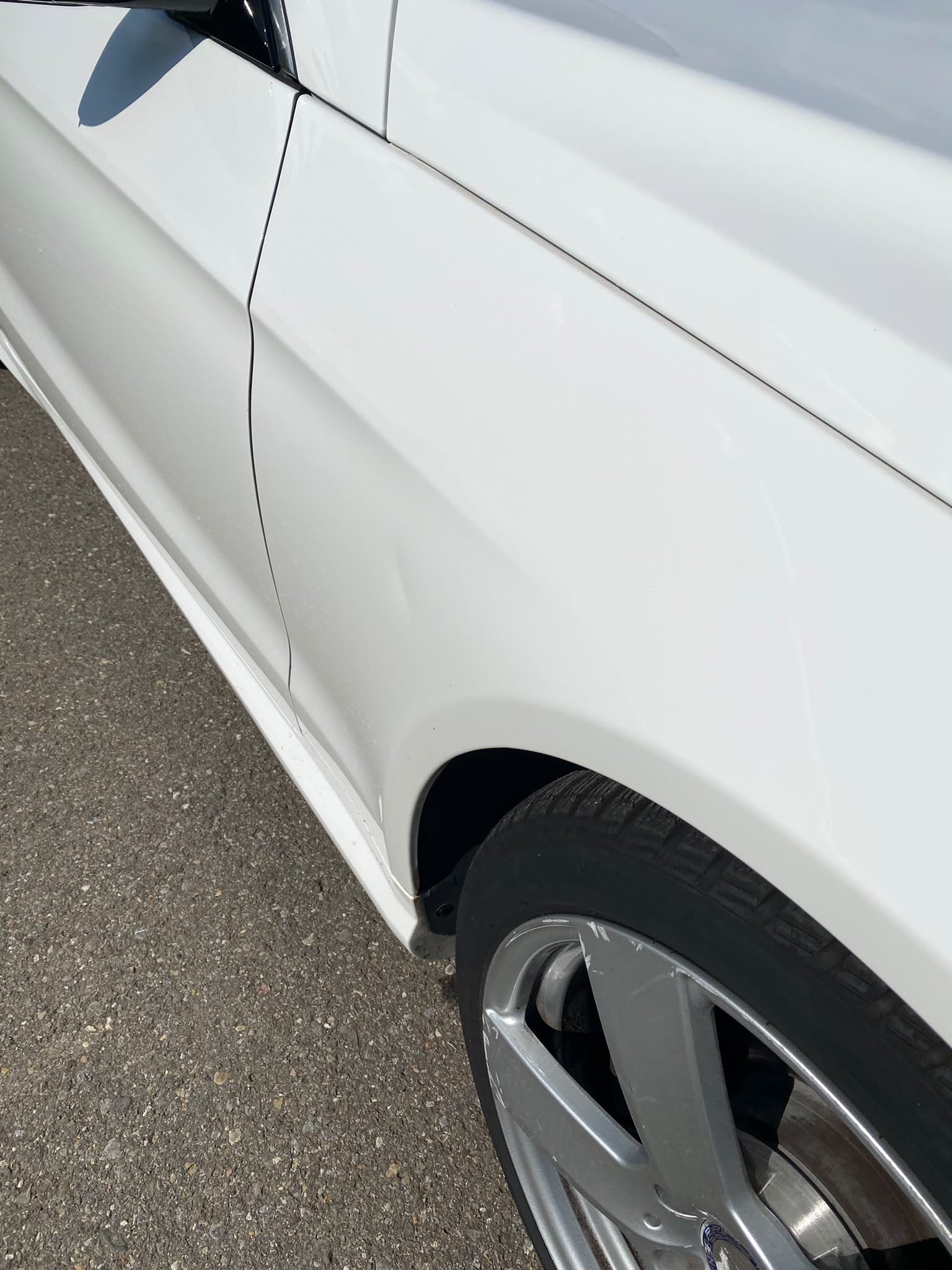 MERCEDES-BENZ E 300-image-5