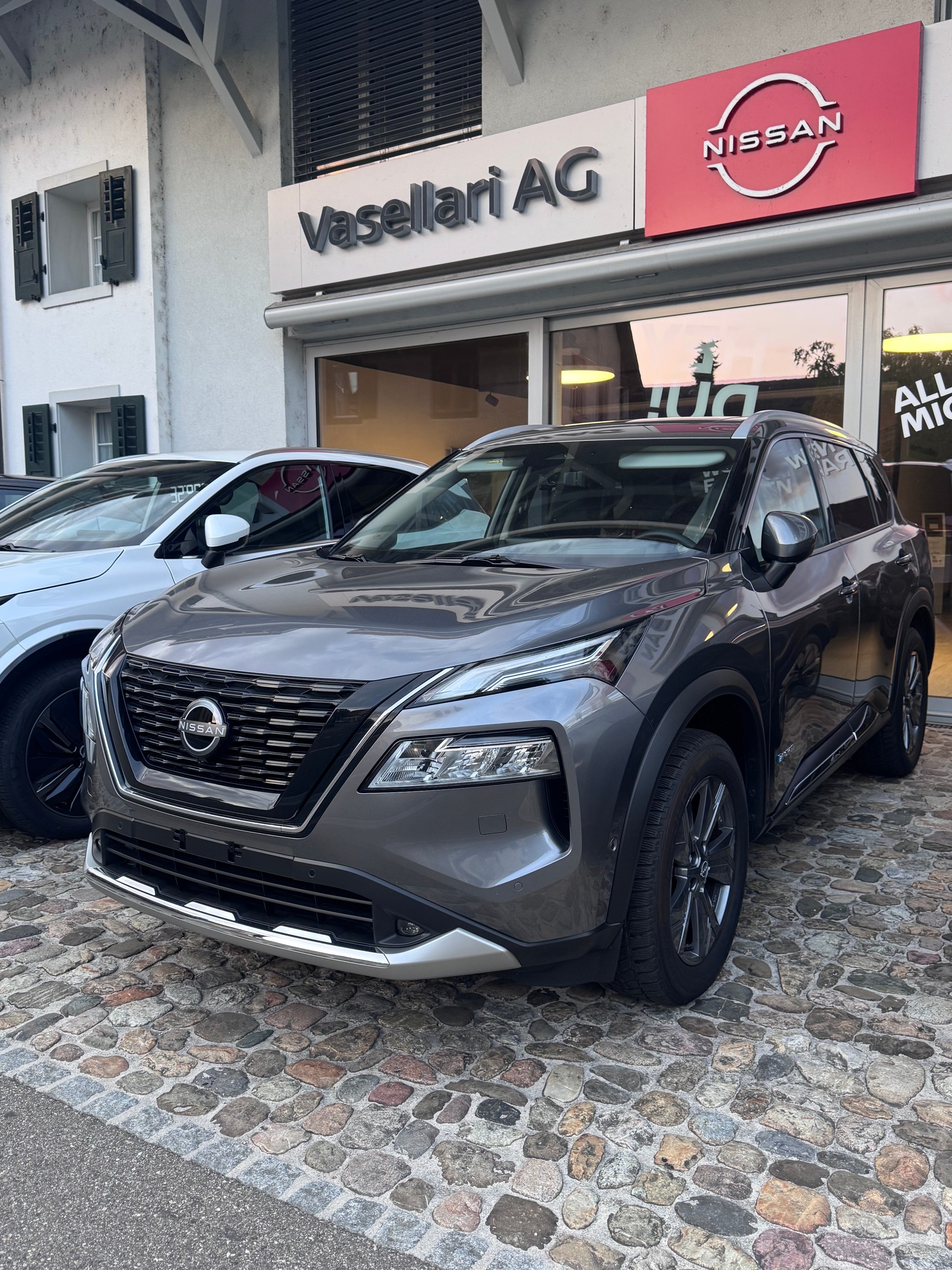 NISSAN X-Trail 1.5 VC-T e-Power 4WD Tekna+-image-3