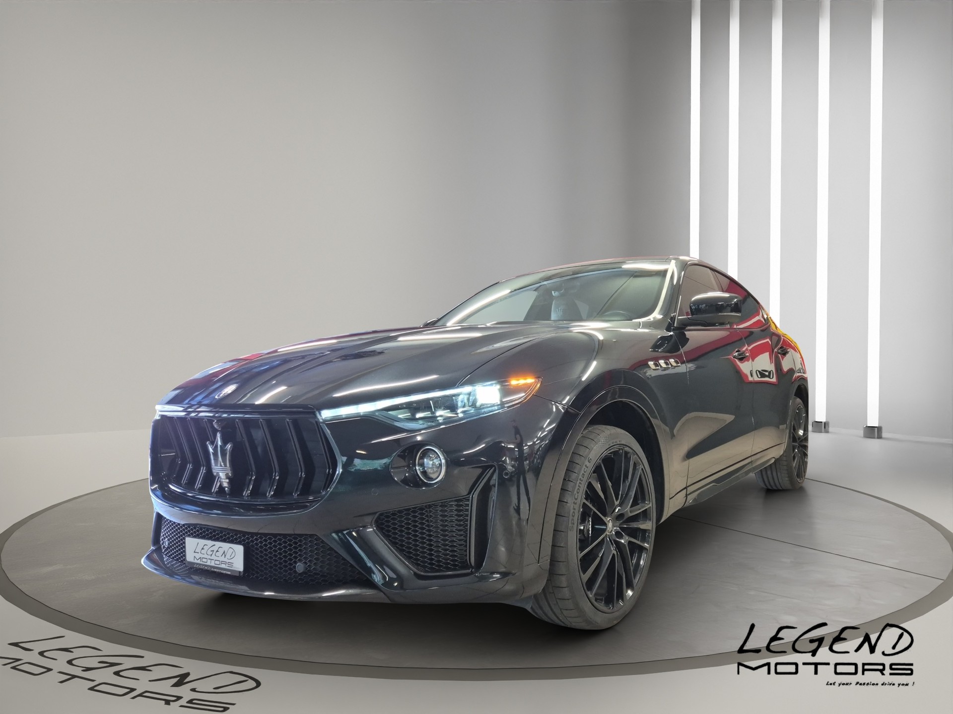 MASERATI Levante 3.8 V8 Trofeo Q4 Automatica-showroom-element-2