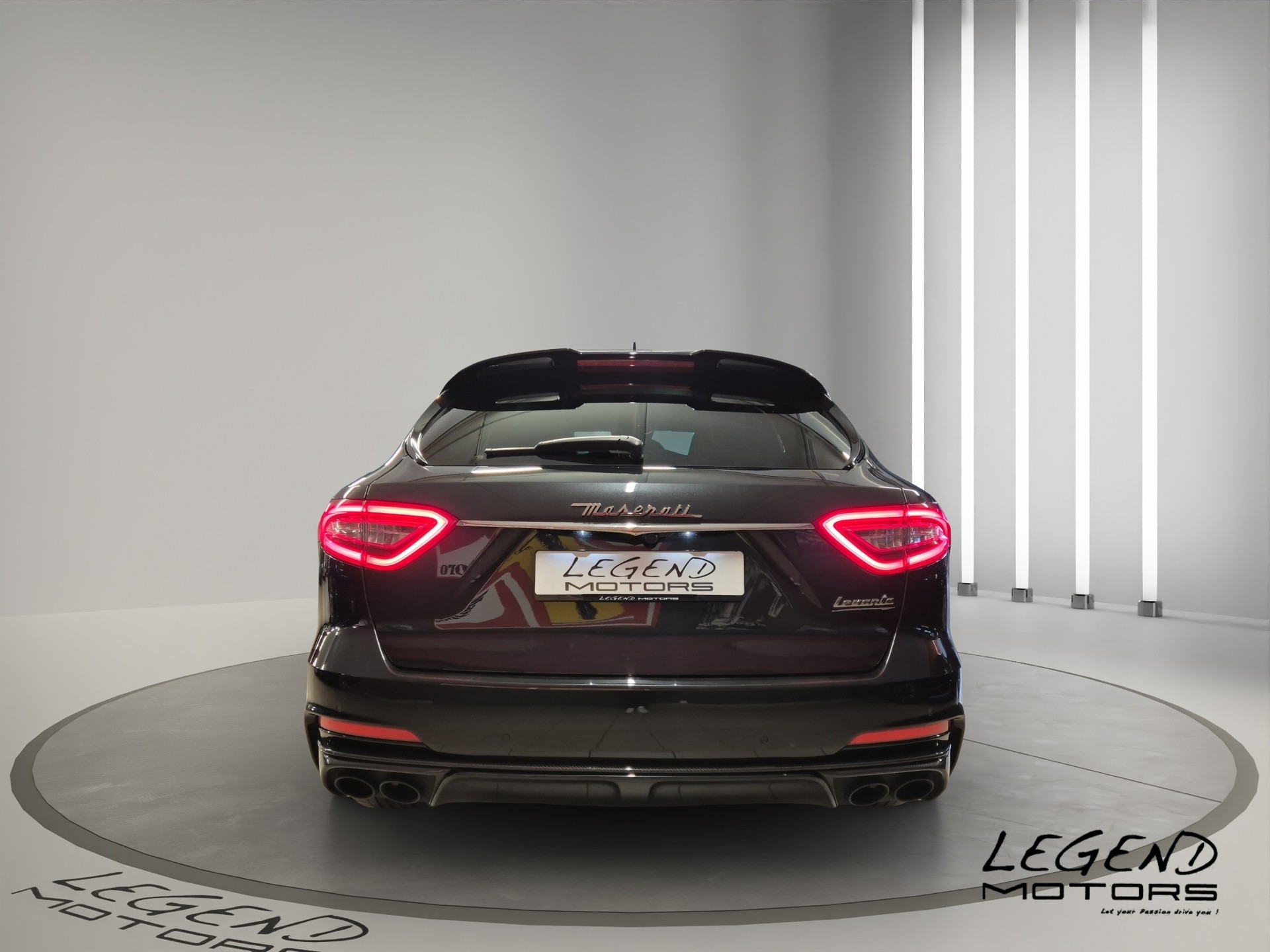 MASERATI Levante 3.8 V8 Trofeo Q4 Automatica-image-4