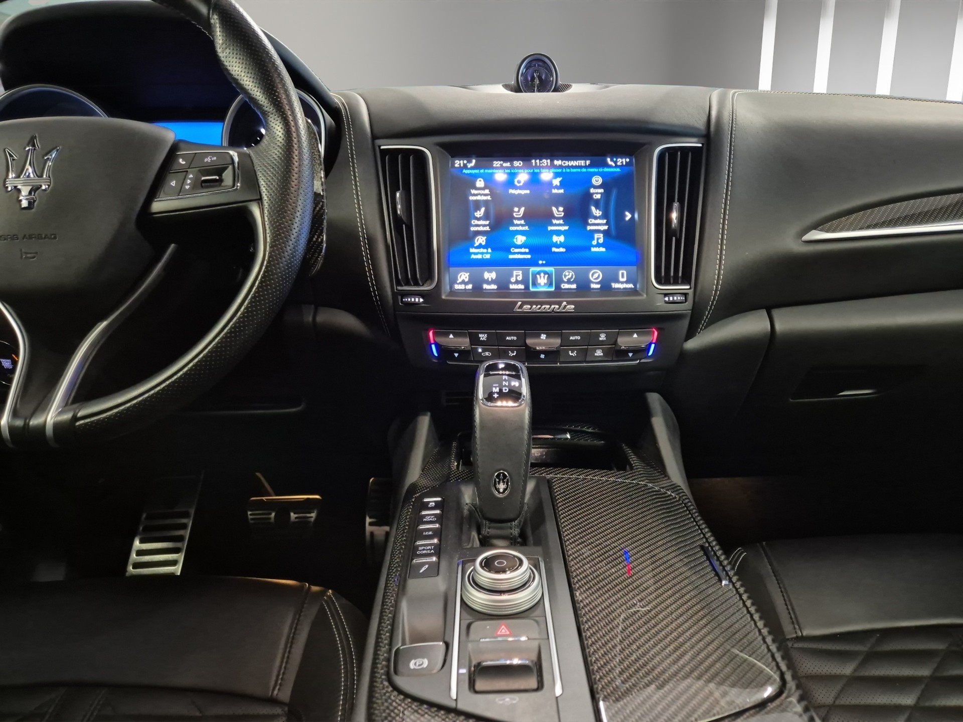 MASERATI Levante 3.8 V8 Trofeo Q4 Automatica-image-10