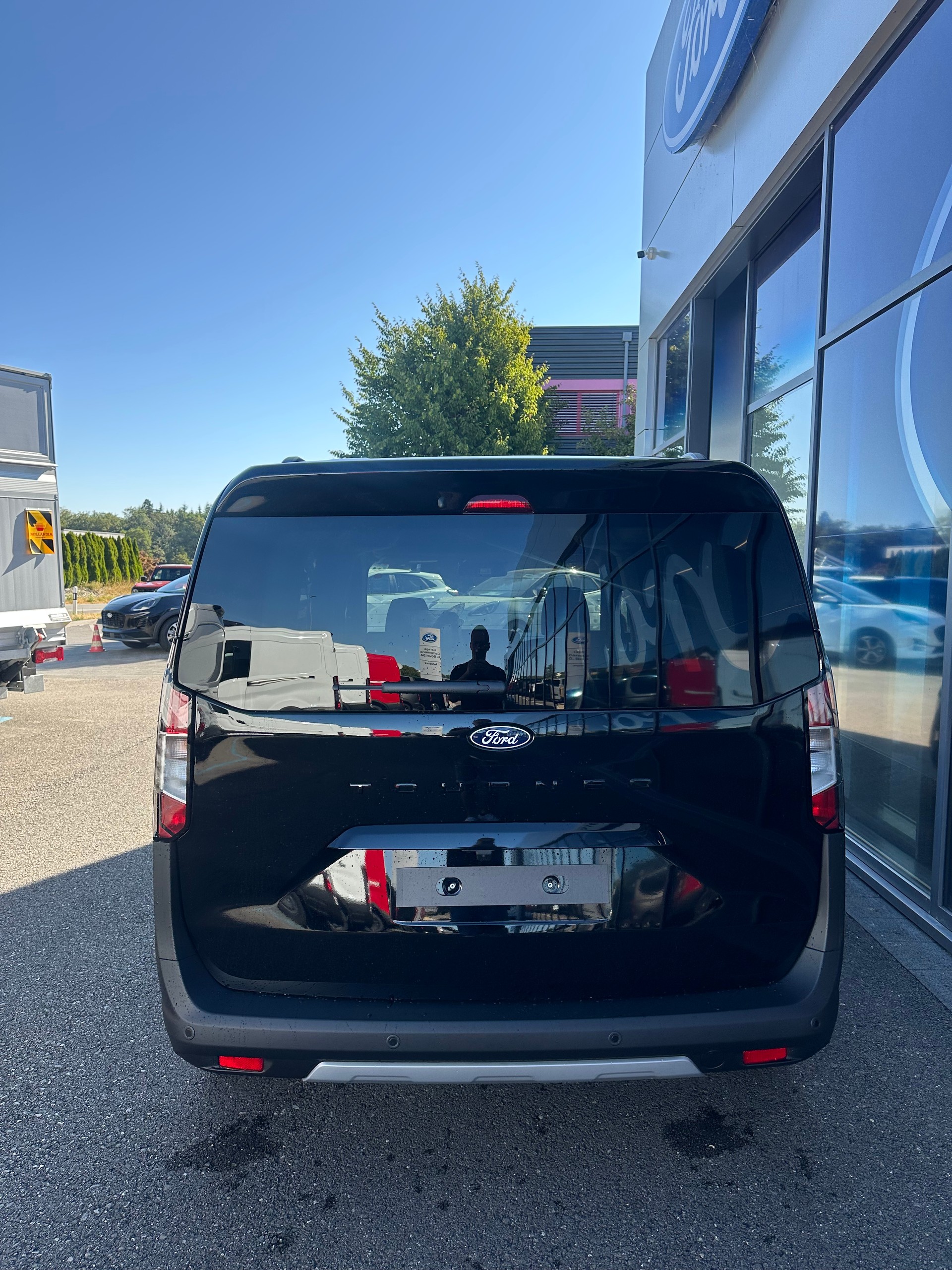 FORD TOURNEO COURIERier 1.0 EcoBoost A Active/125CV/Aut.-image-4