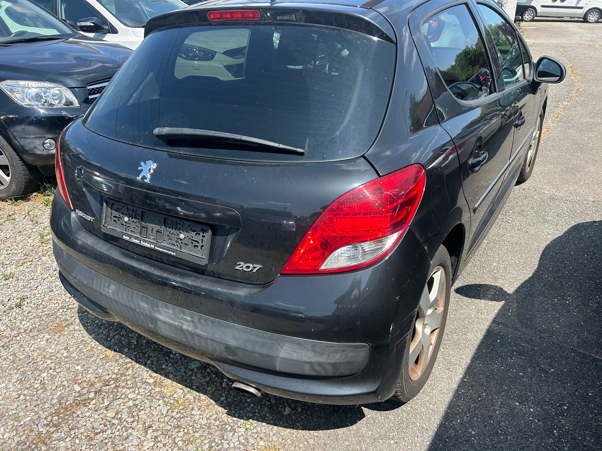 PEUGEOT 3008 1.6 16V T Allure-image-3