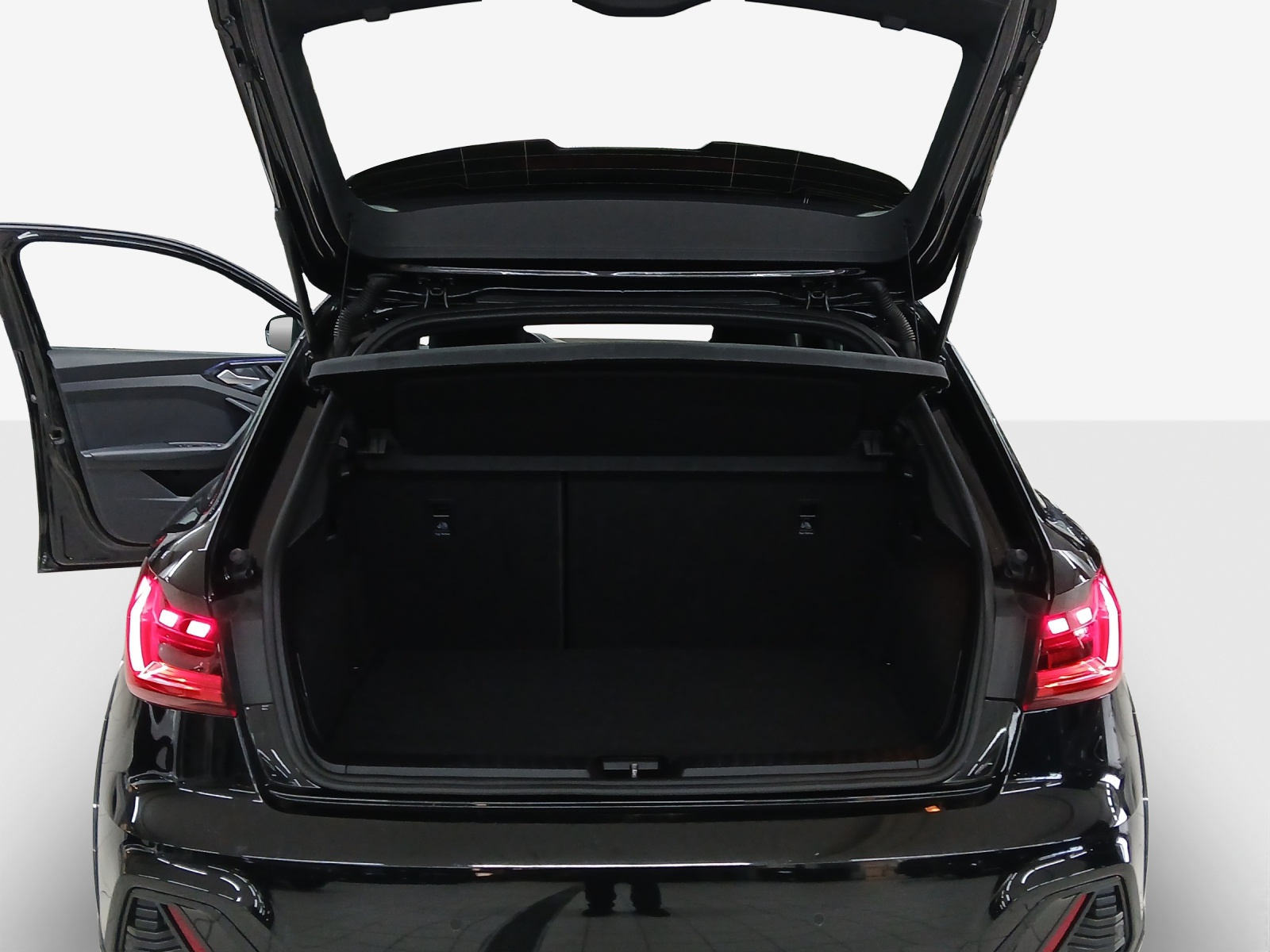 AUDI A1 allstreet 30 TFSI Attraction S-tronic-image-12