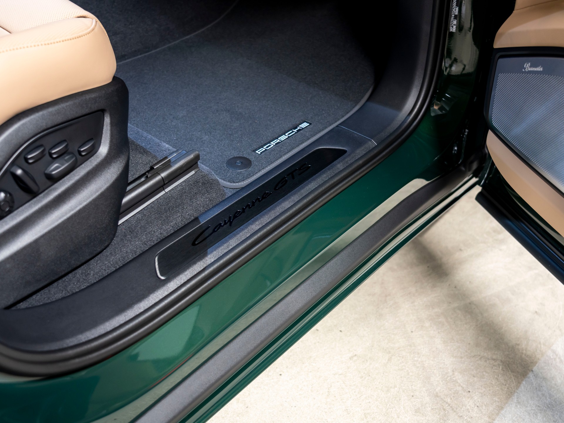 PORSCHE Cayenne GTS Tiptronic-image-25